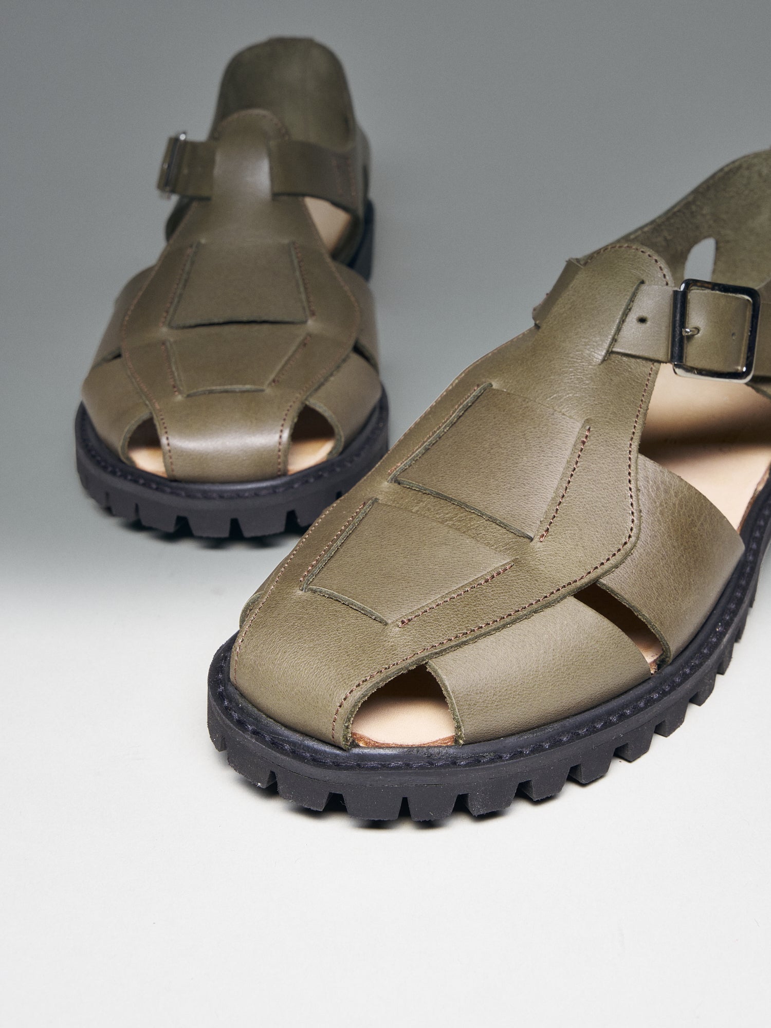 Canal Hiker Olive / 41 & 45