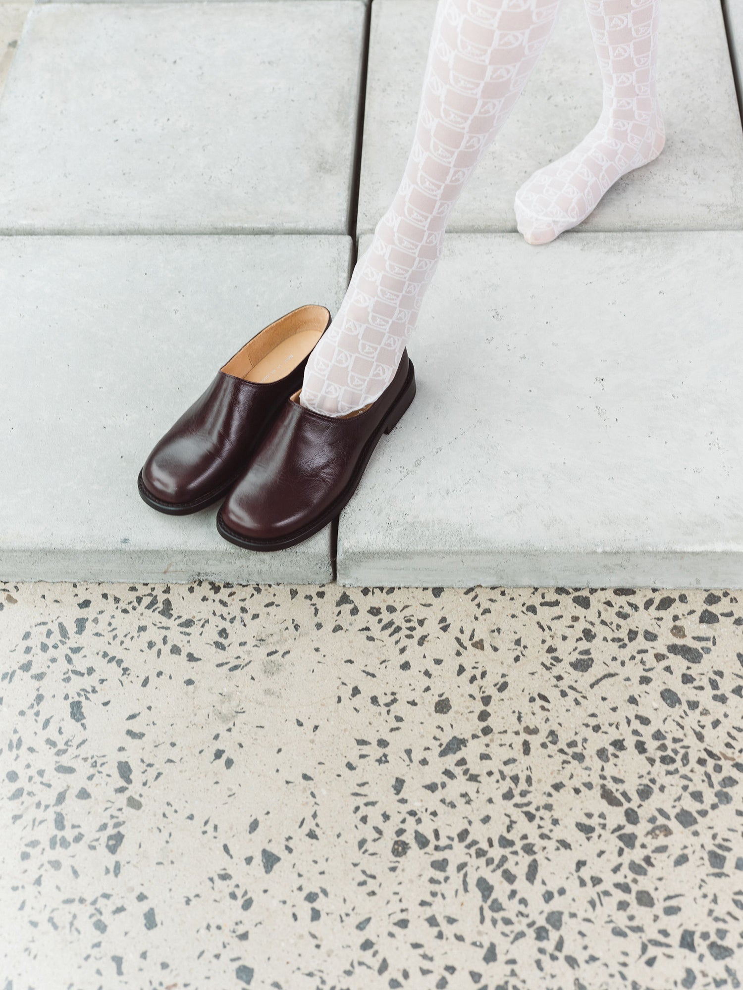 City Shoe Burgundy Shine