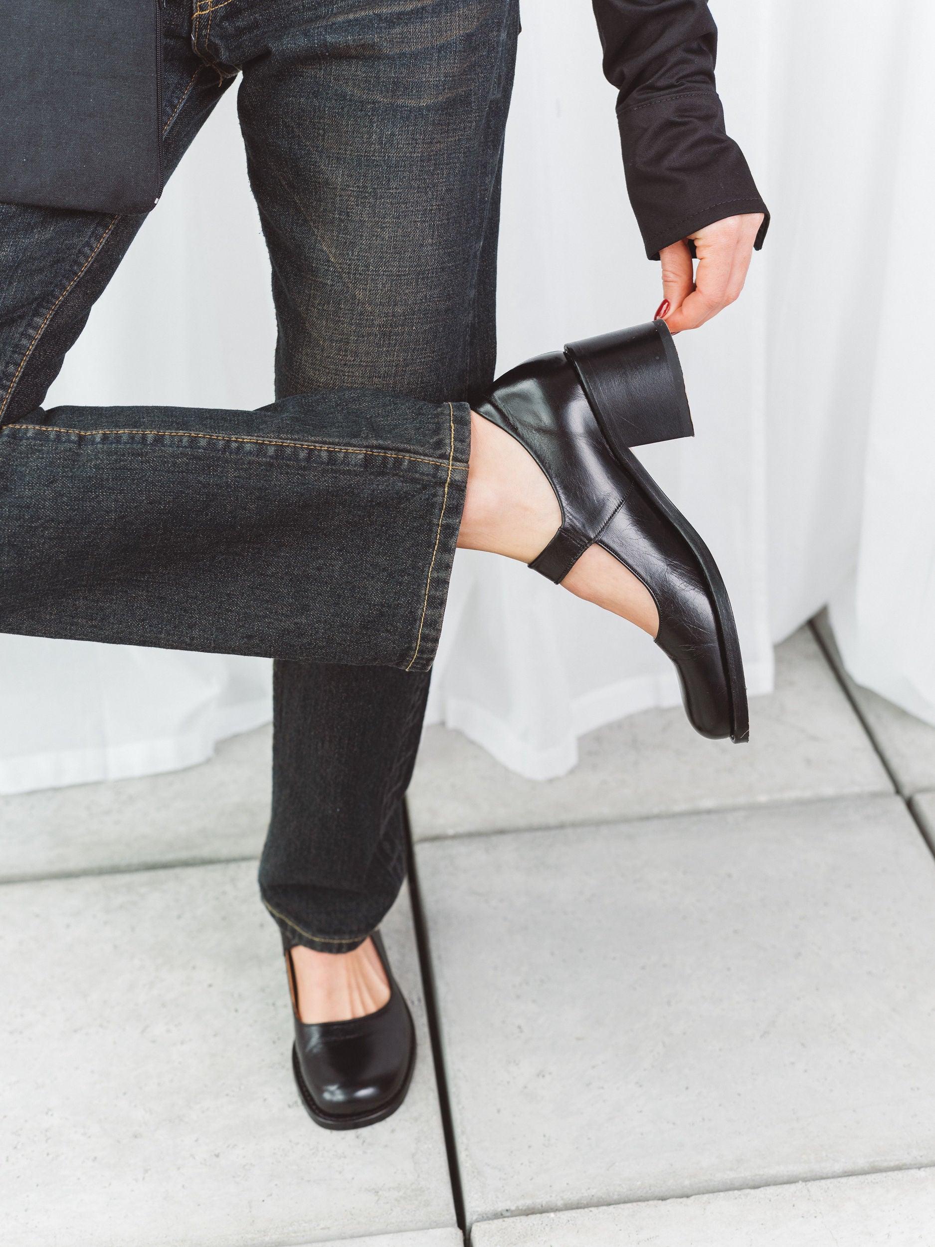 Channel High Black Shine