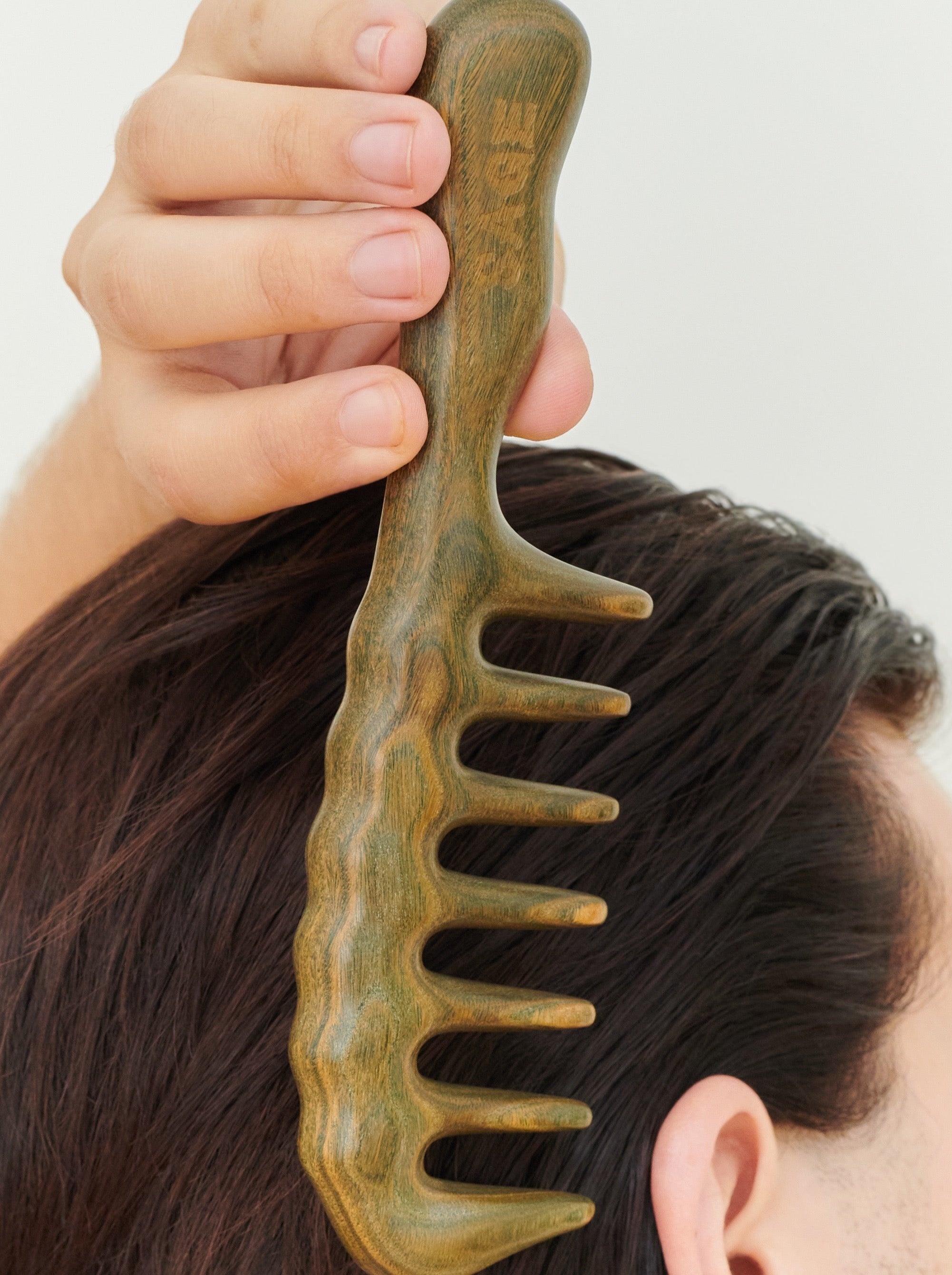 Adapa Comb (2 Colours)