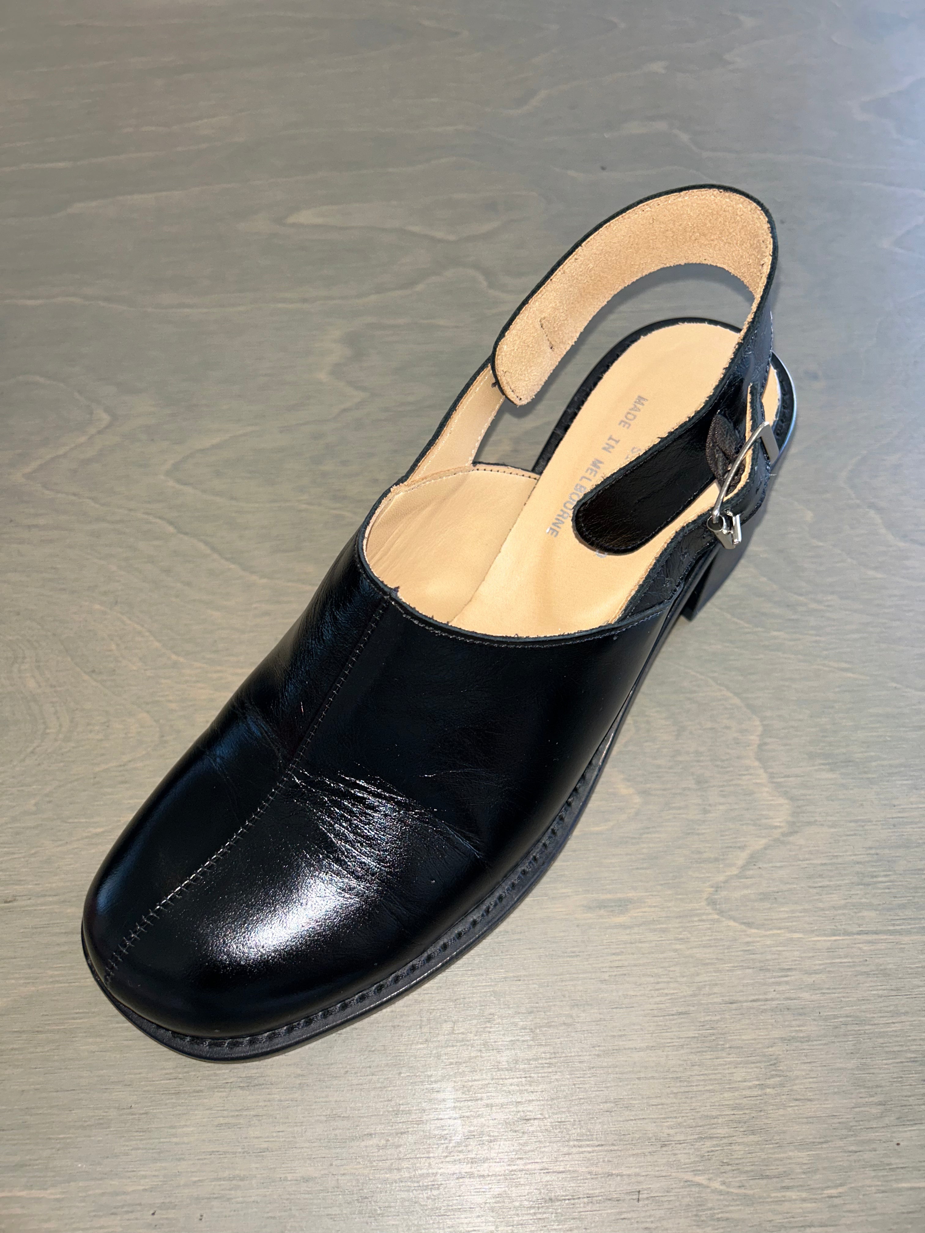 Avon High Black Shine / 41 - Second