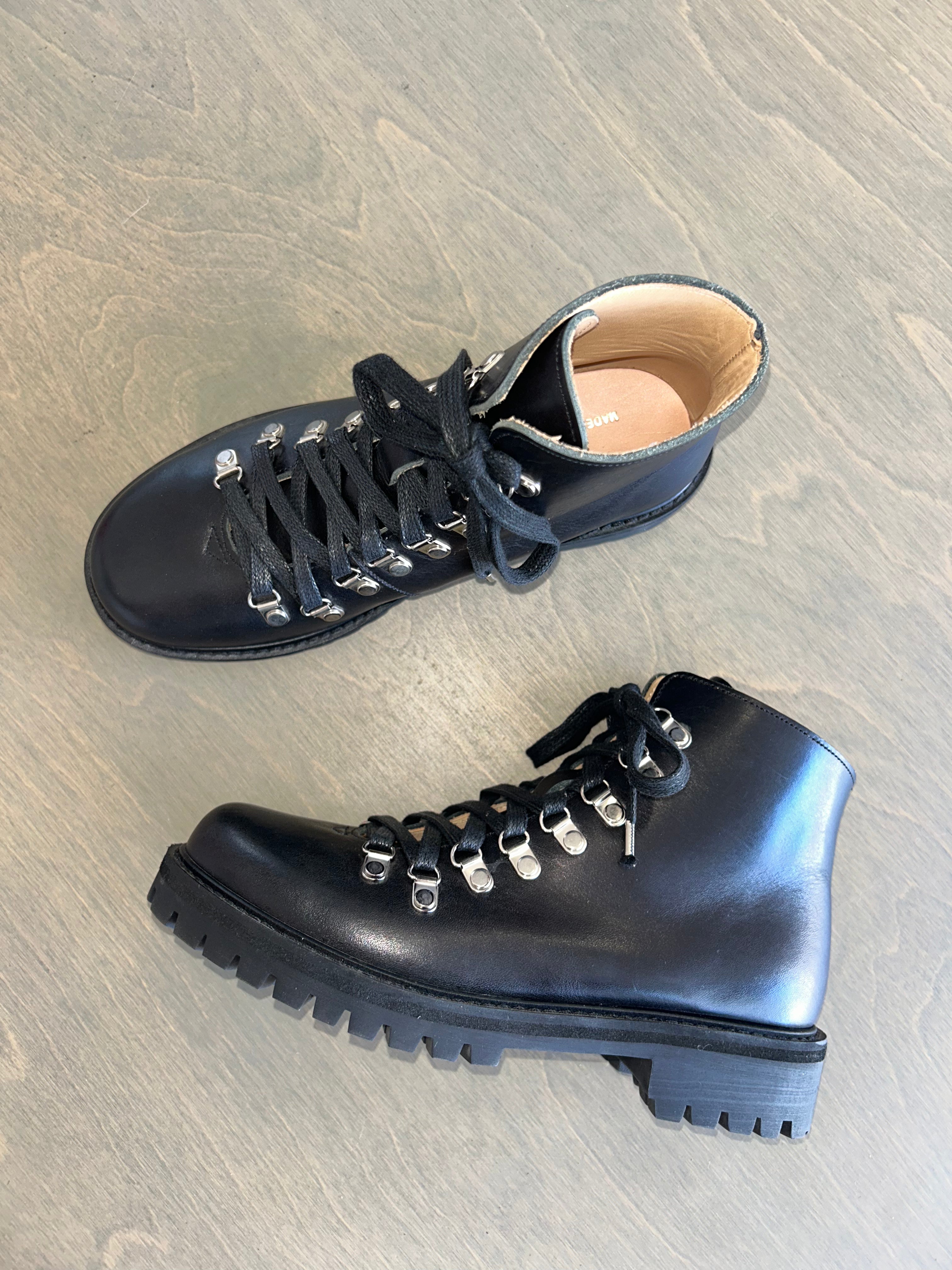 Beat Boot Black / 36 - Second
