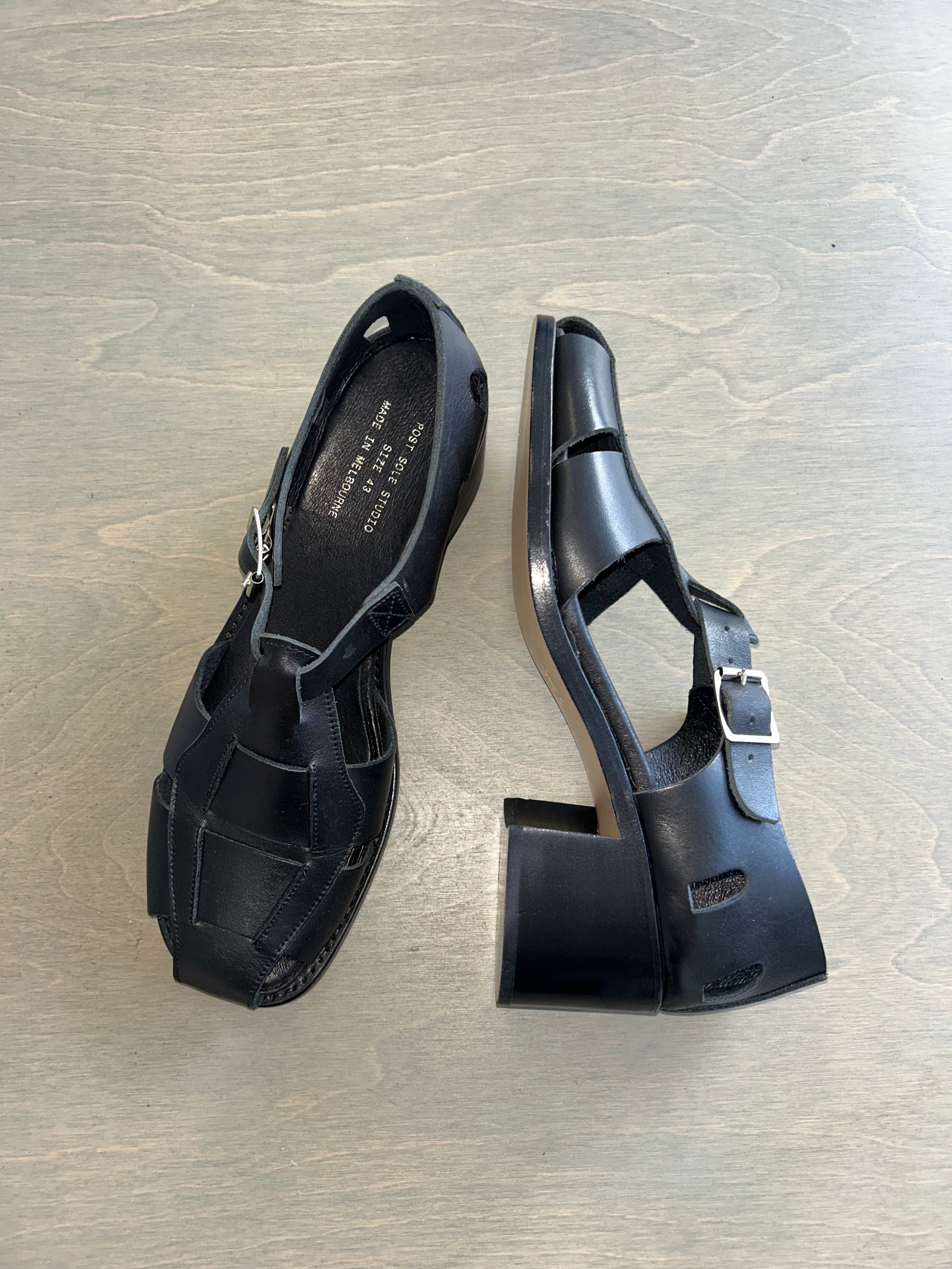 Canal High Black / 43 - Archive