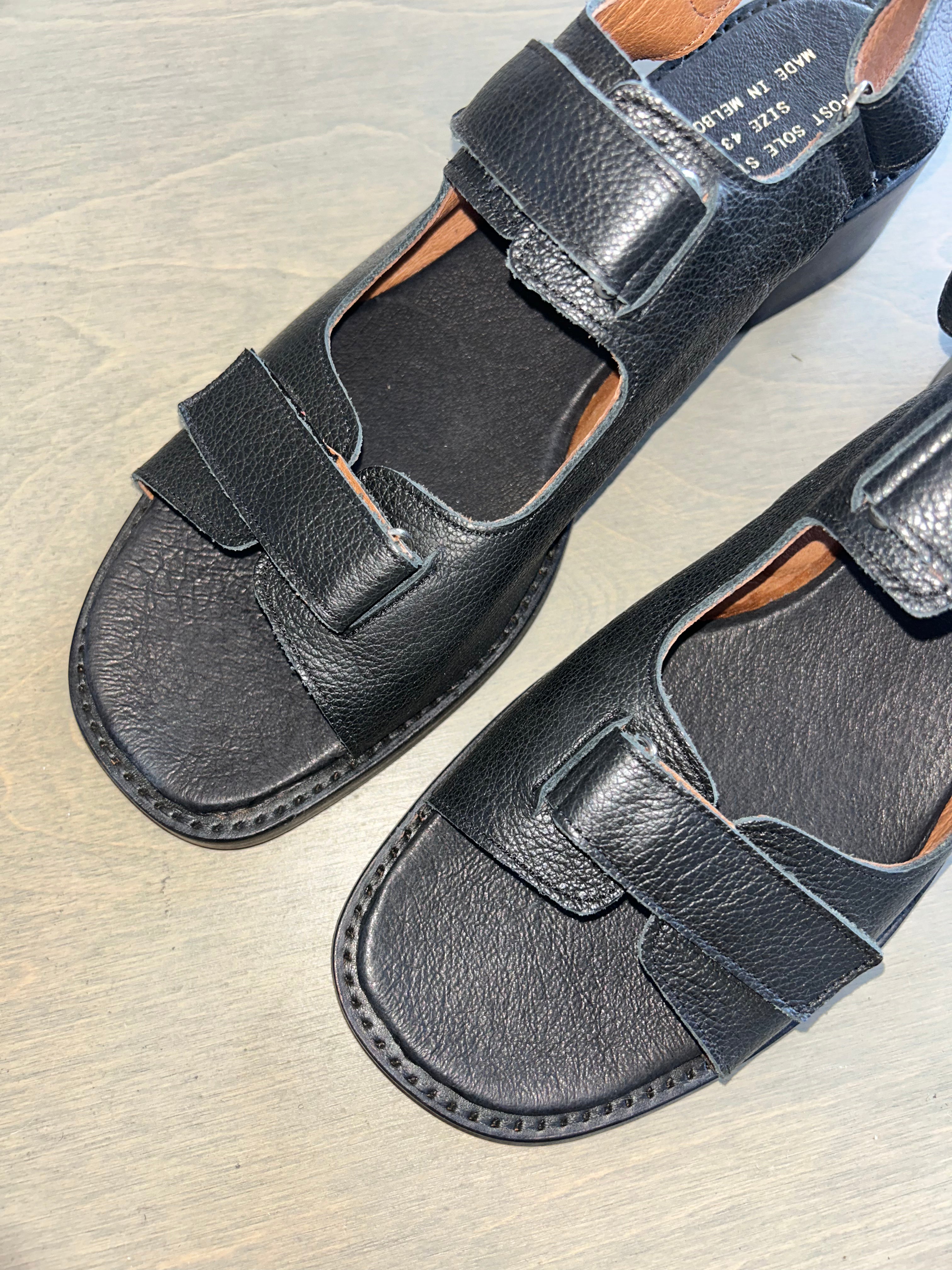 Trail Square Black Napoli / 43 - Archive