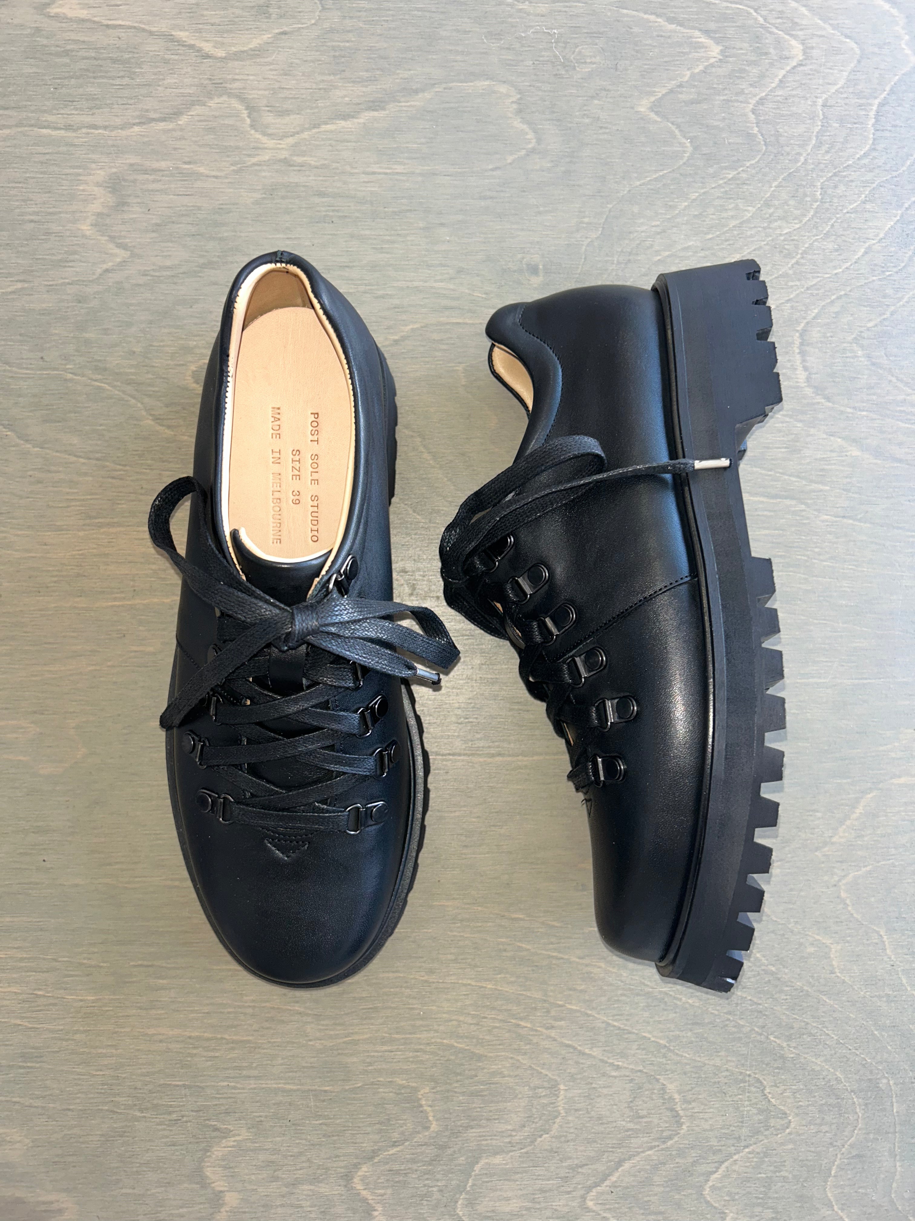 Beat Shoe Black / 39 - Second