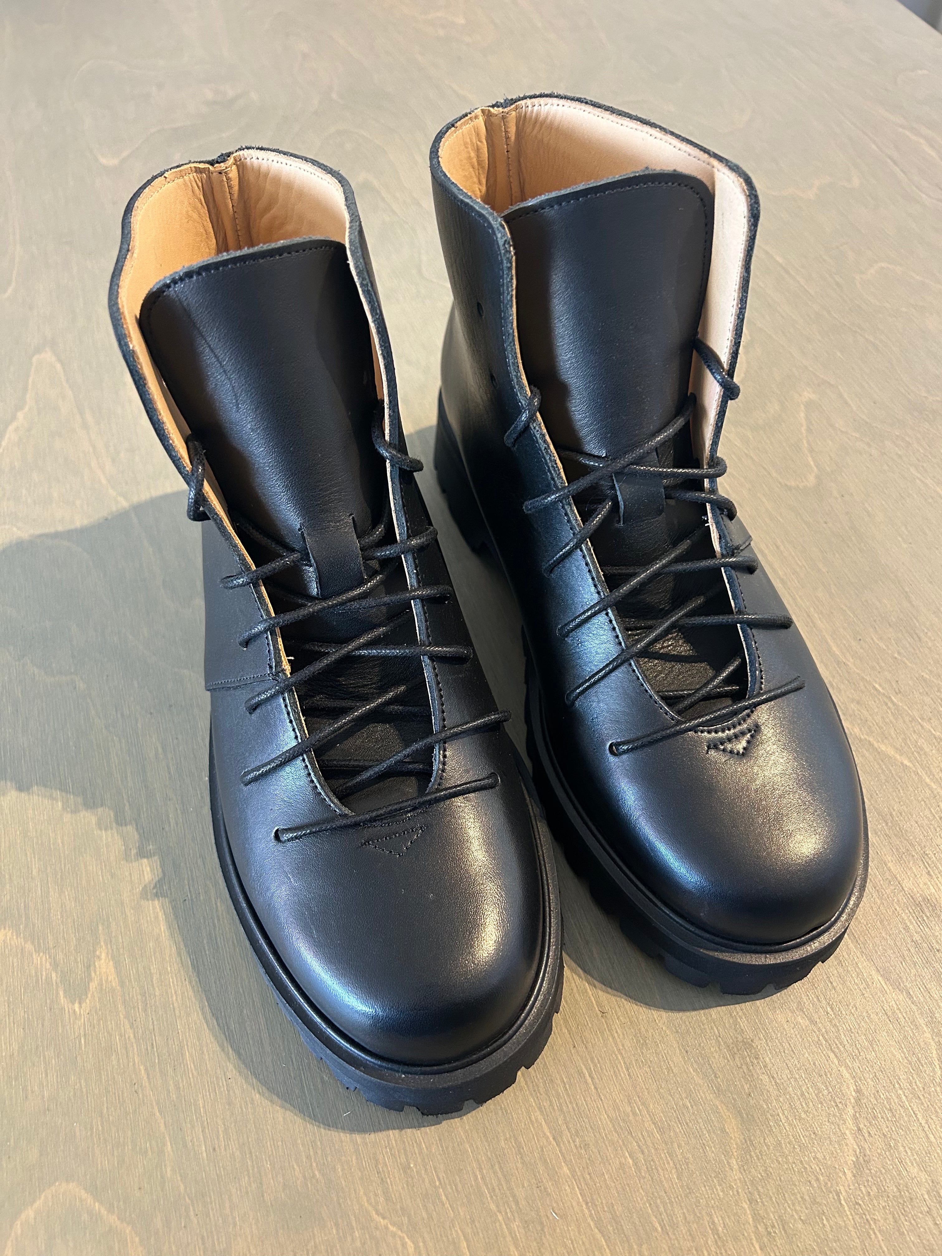 Pound Boot Black / 37 - Second