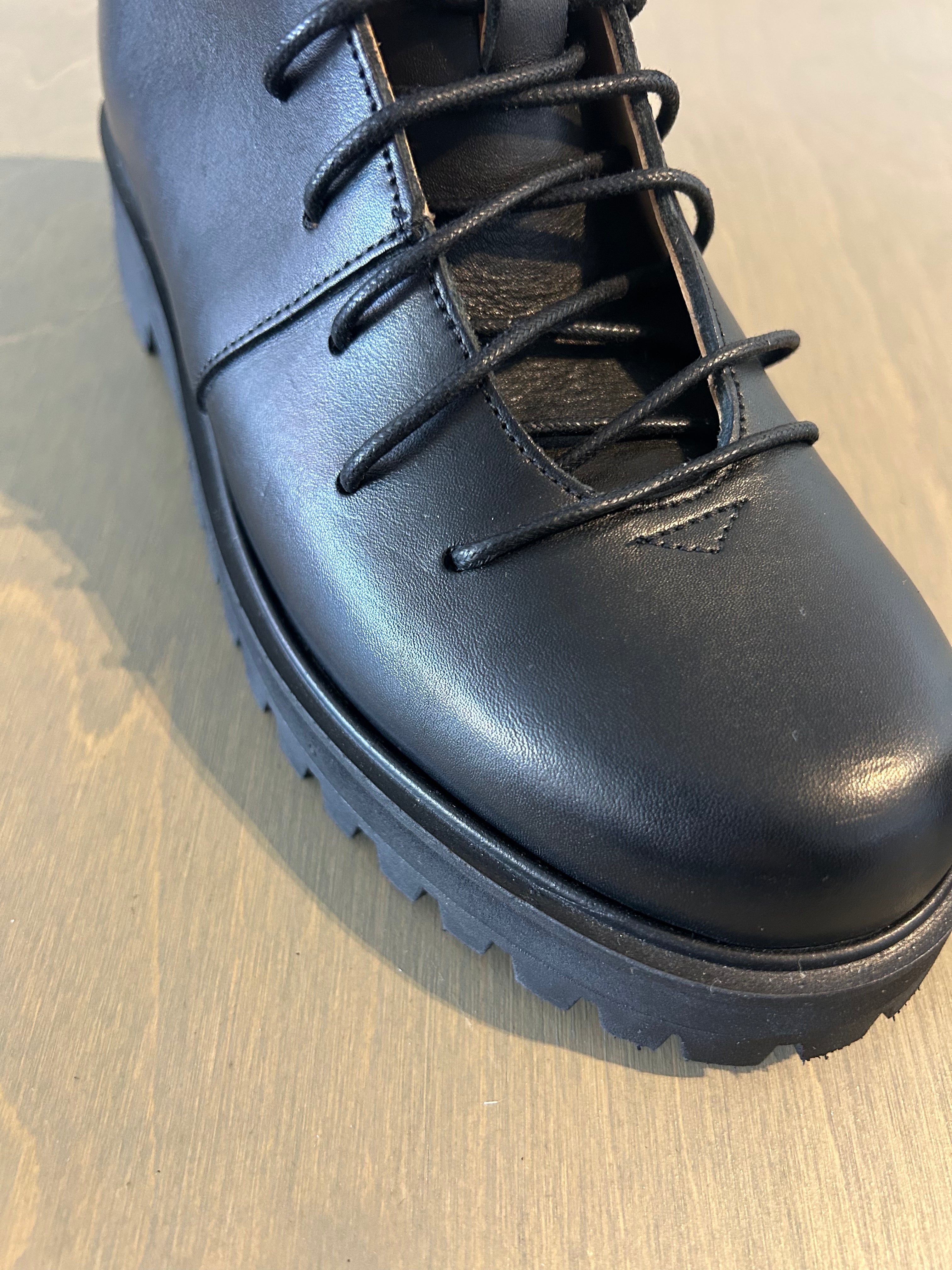 Pound Boot Black / 37 - Second