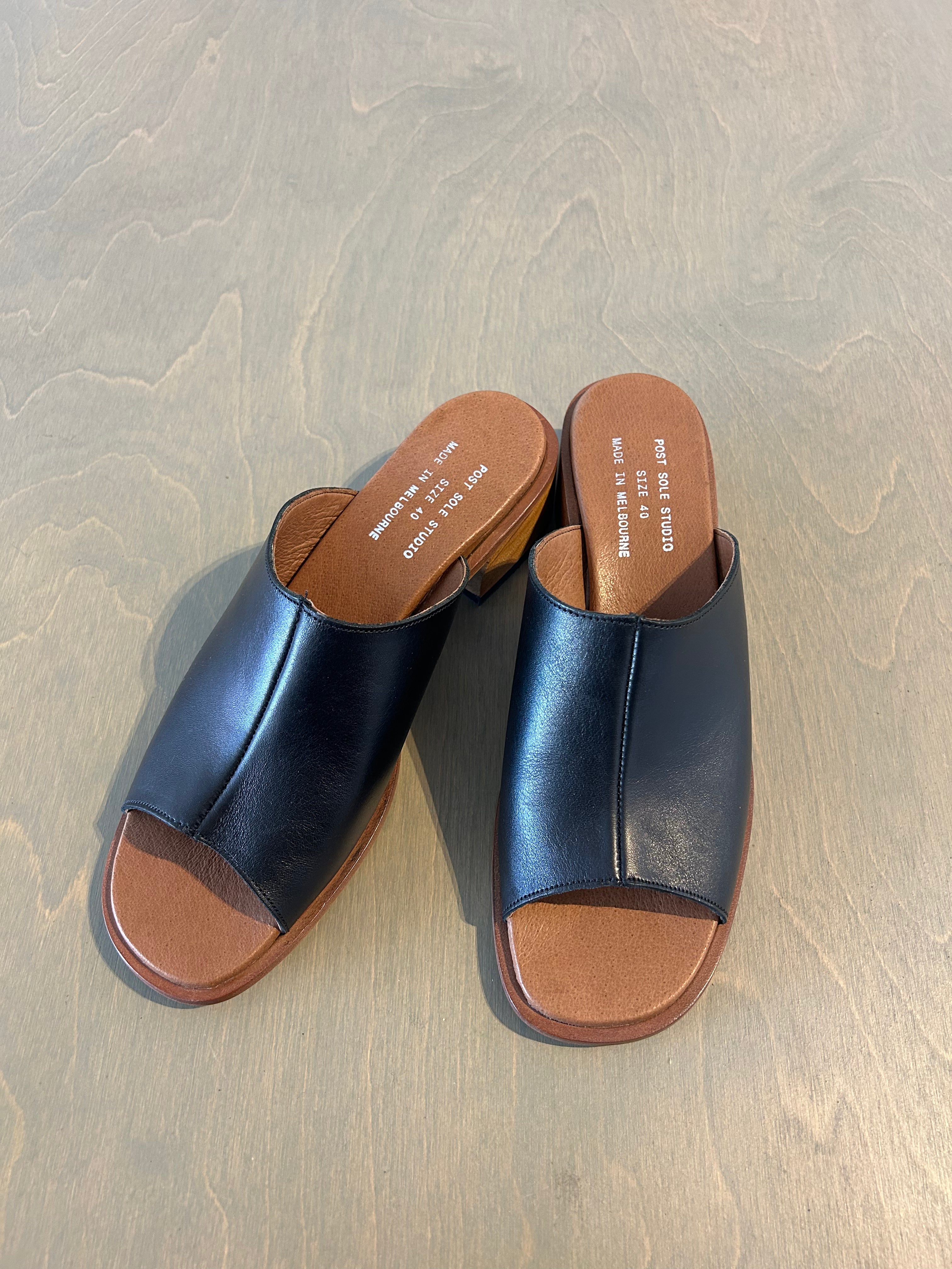 Summer Lane Black / 40 - Sample