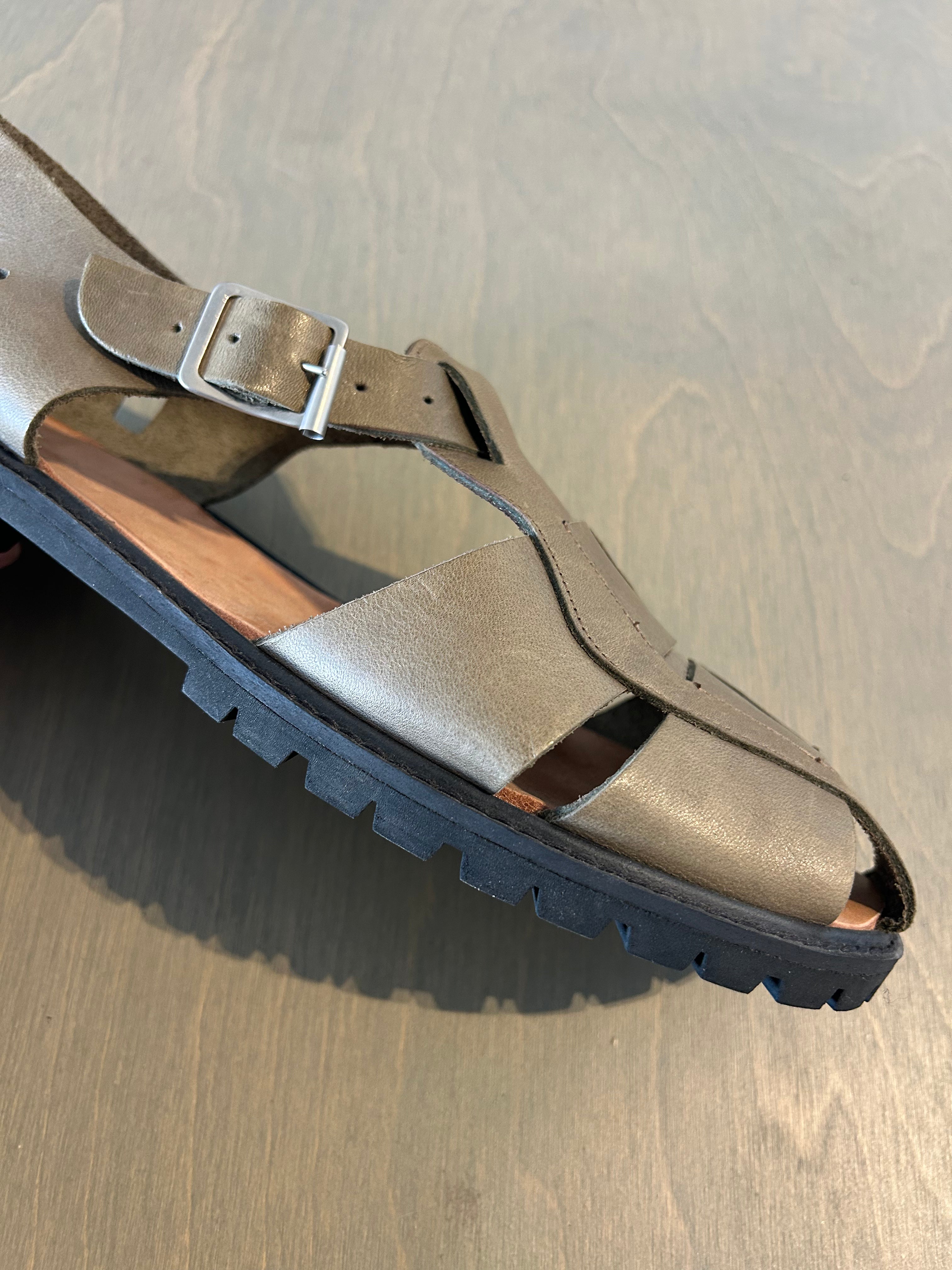 Canal Hiker Khaki / 43 - Second