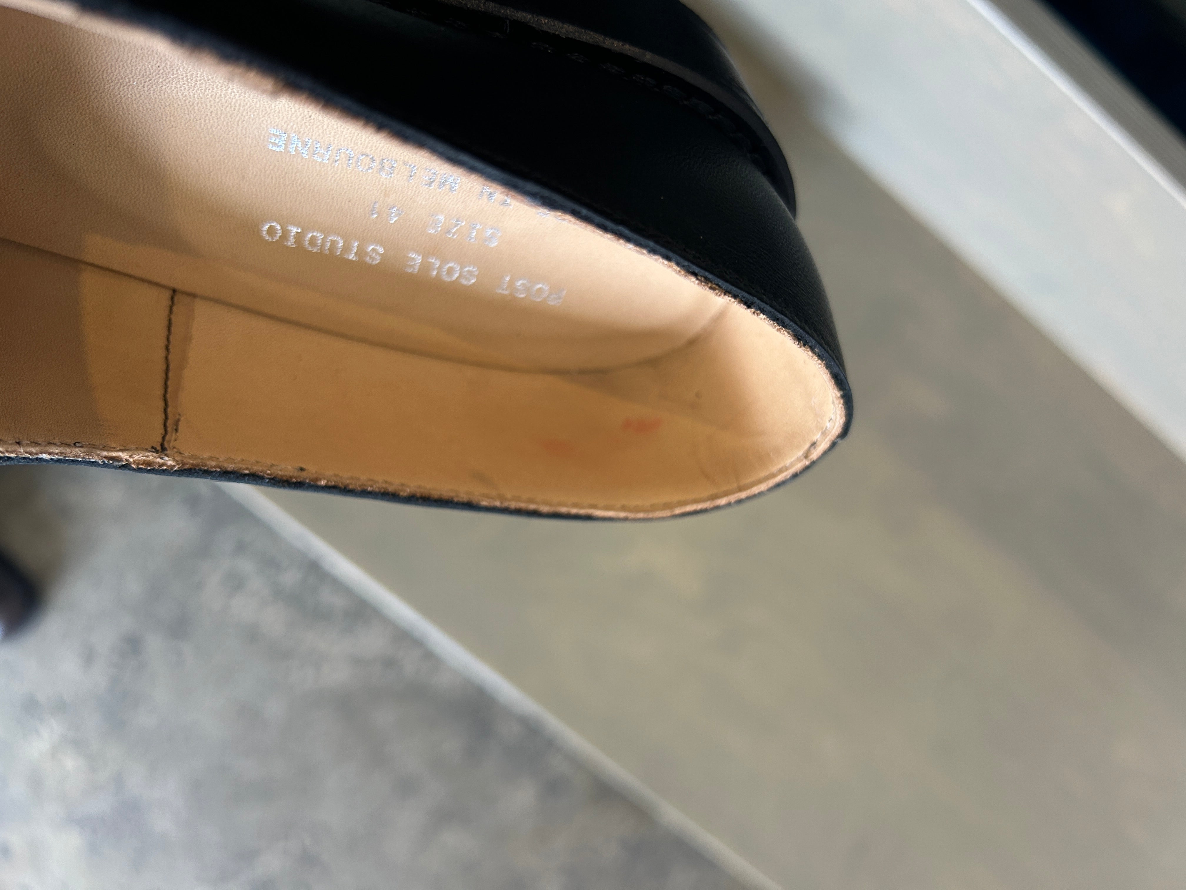 City Shoe Black / 41