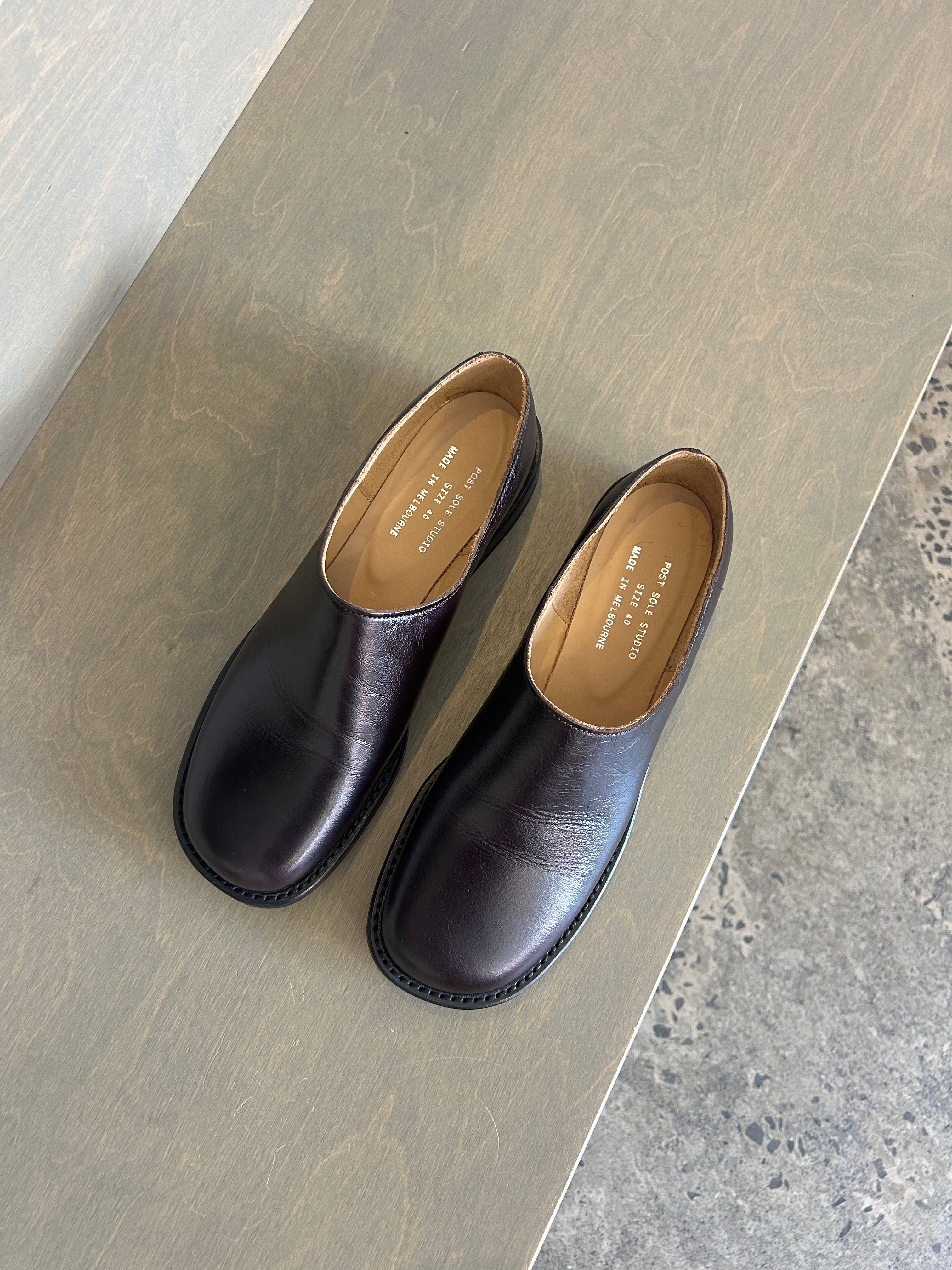 City Shoe Burgundy / 40
