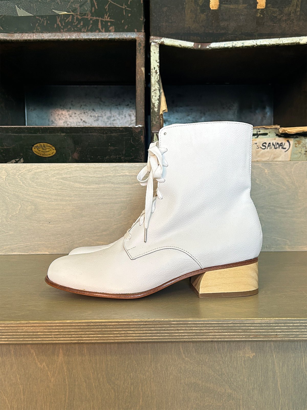 Cricket Boot Low White / 40