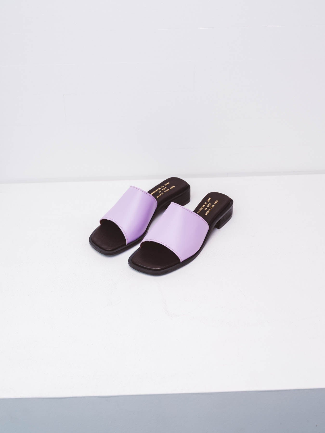 No String Mule Lilac