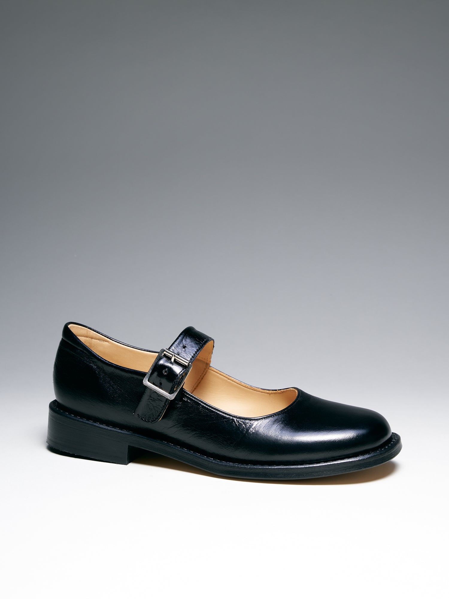 Channel Classic Black Shine