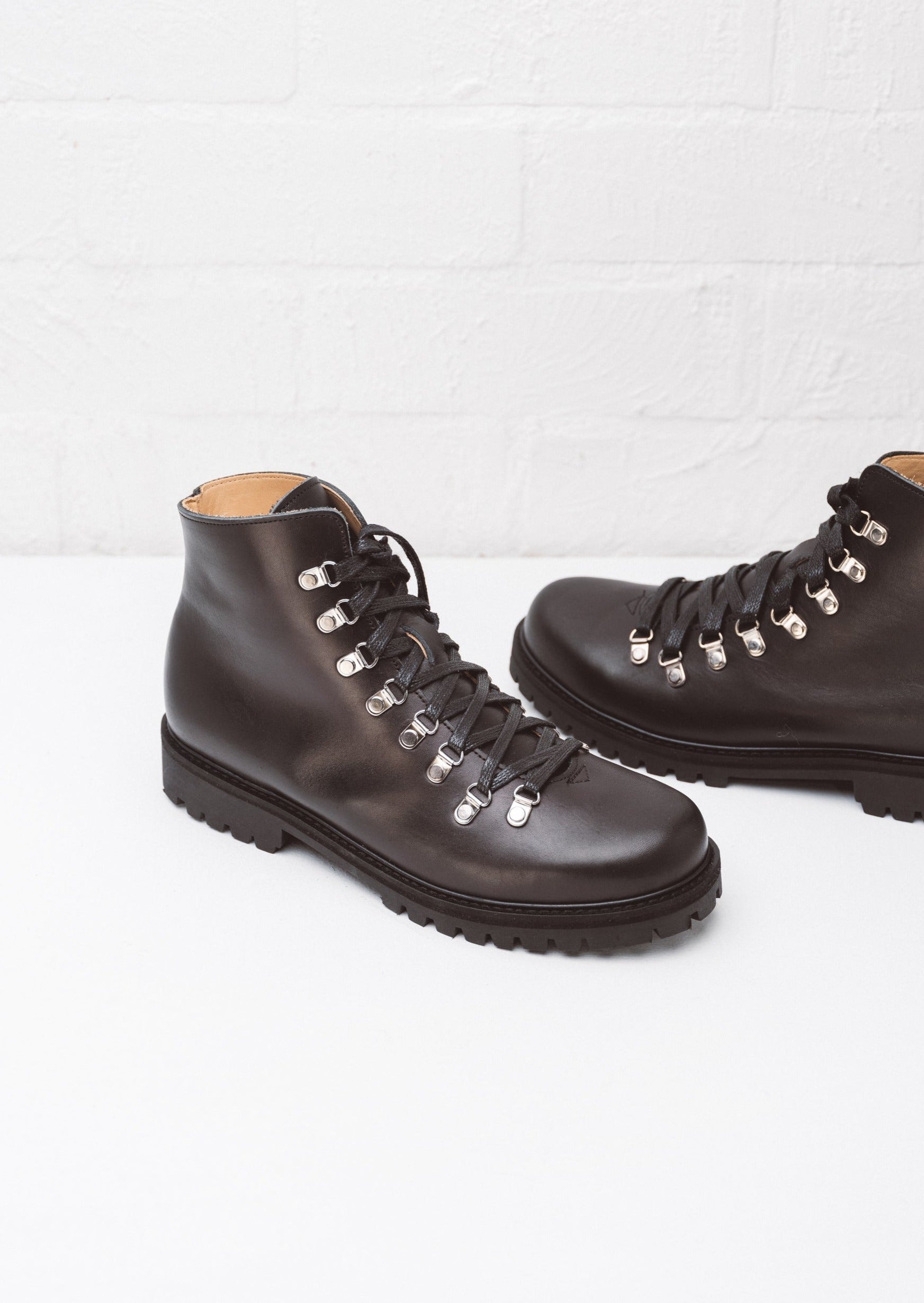 Beat Boot Black