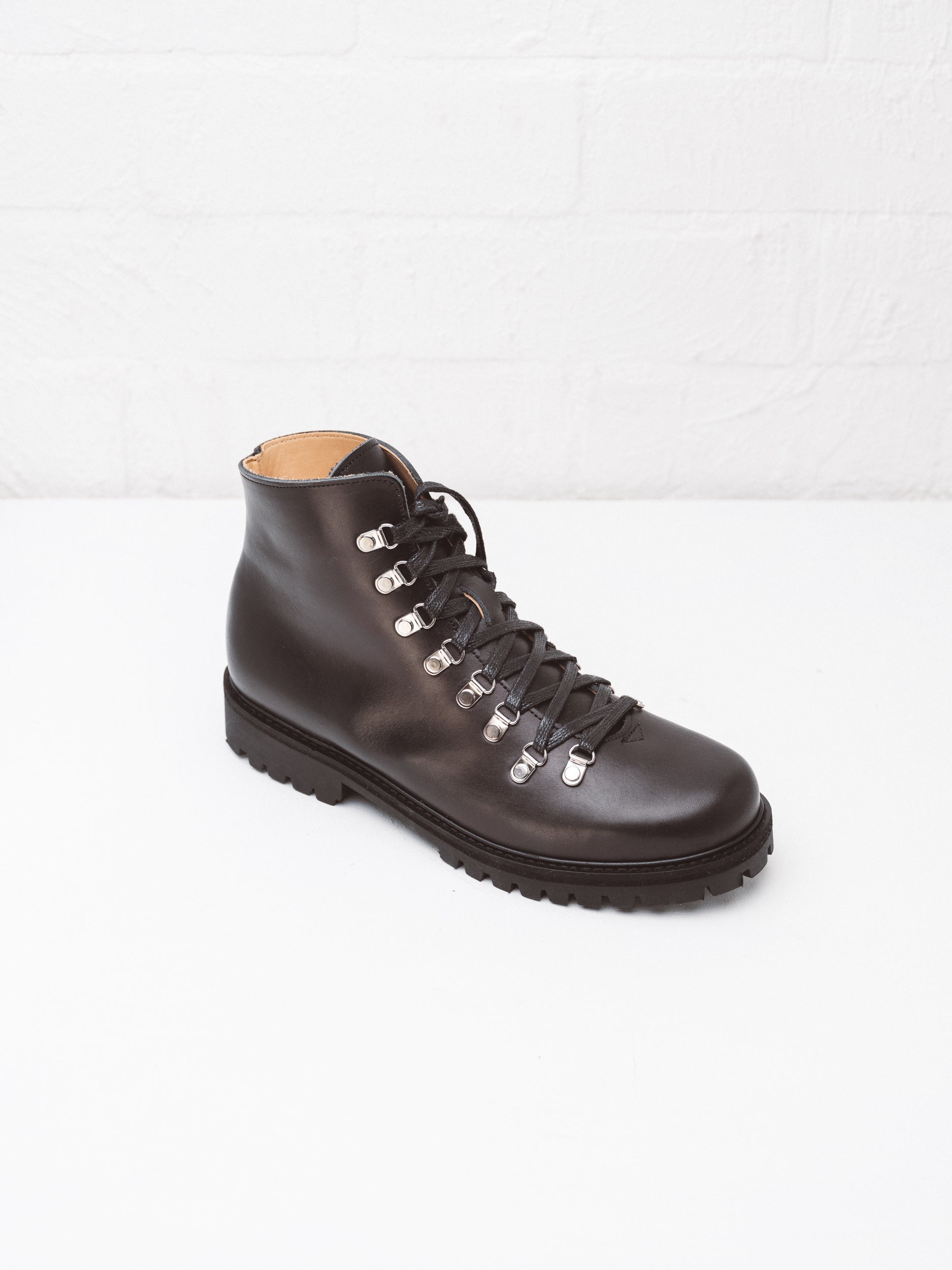Beat Boot Black