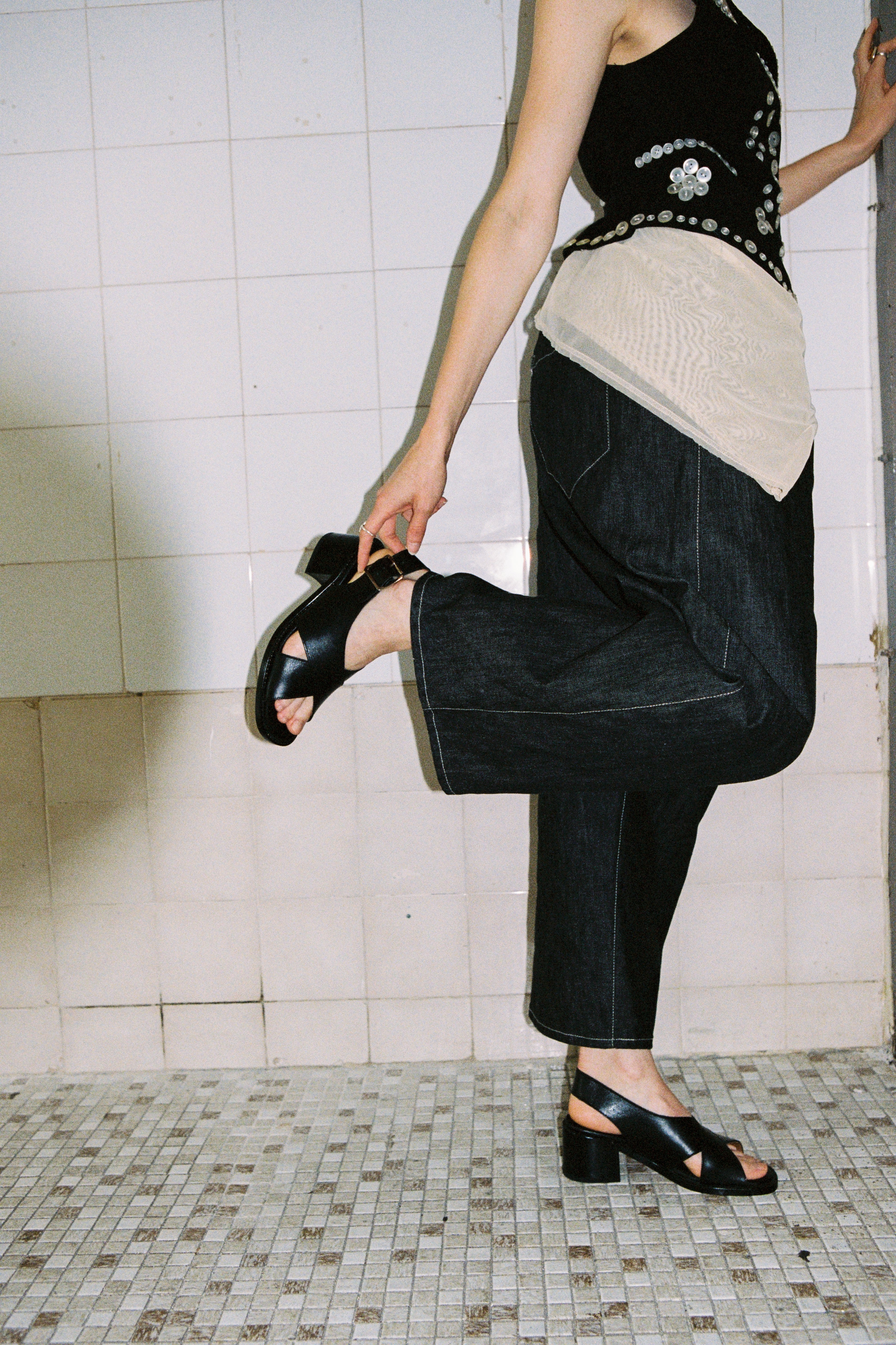 Crossing Black (2 heel heights)