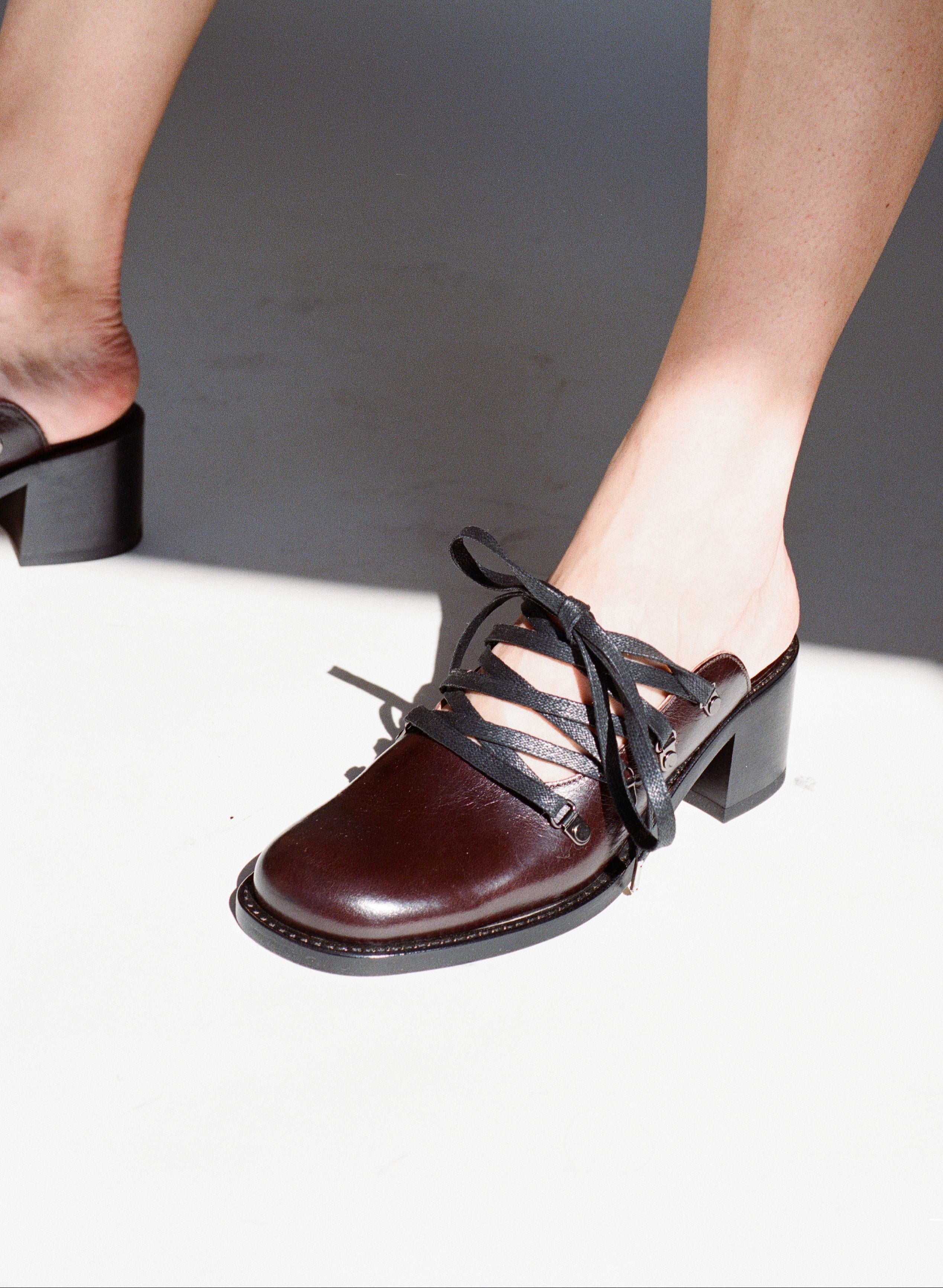 Beat Mule Mahogany High Shine