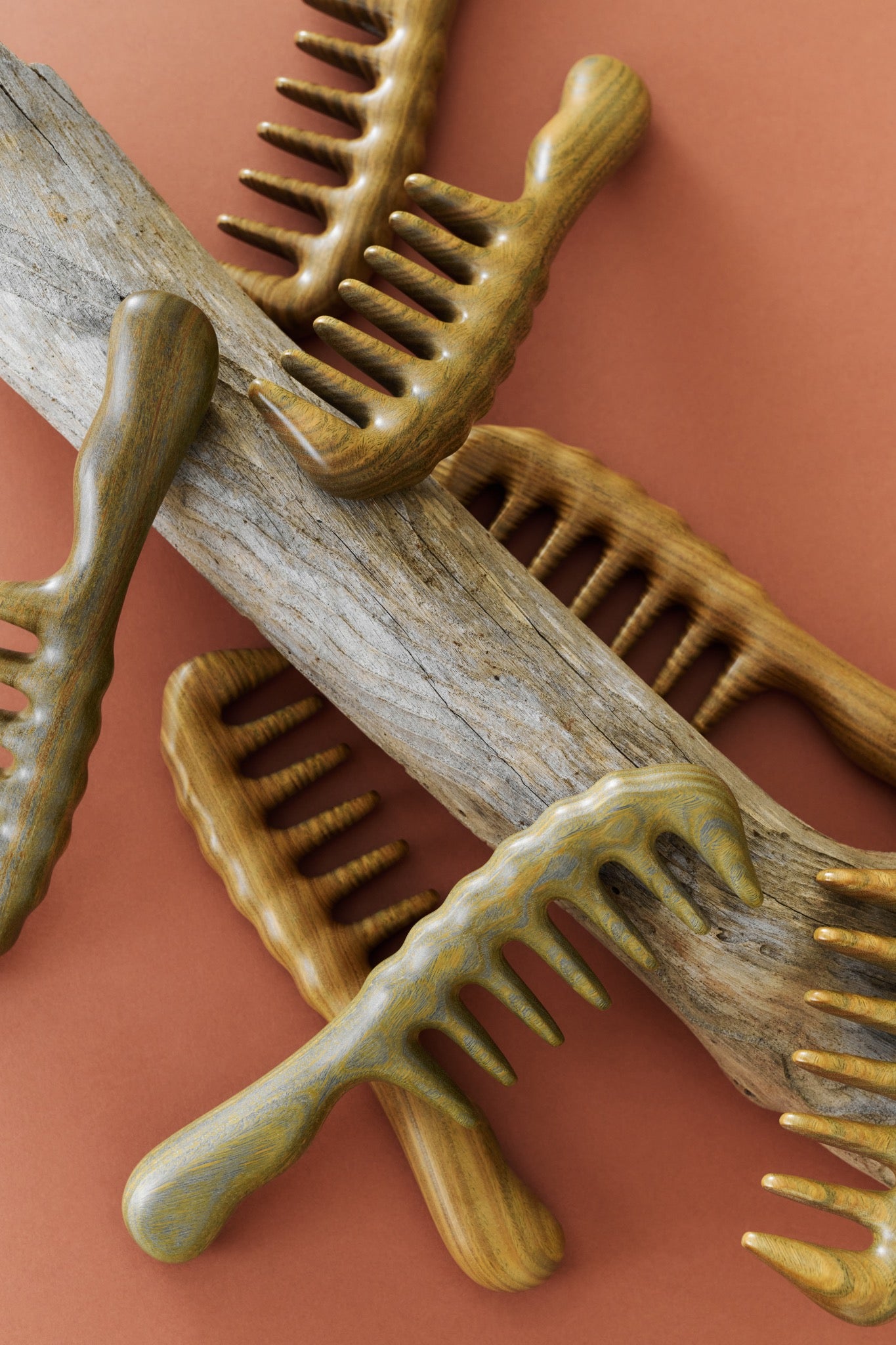 Adapa Comb (2 Colours)