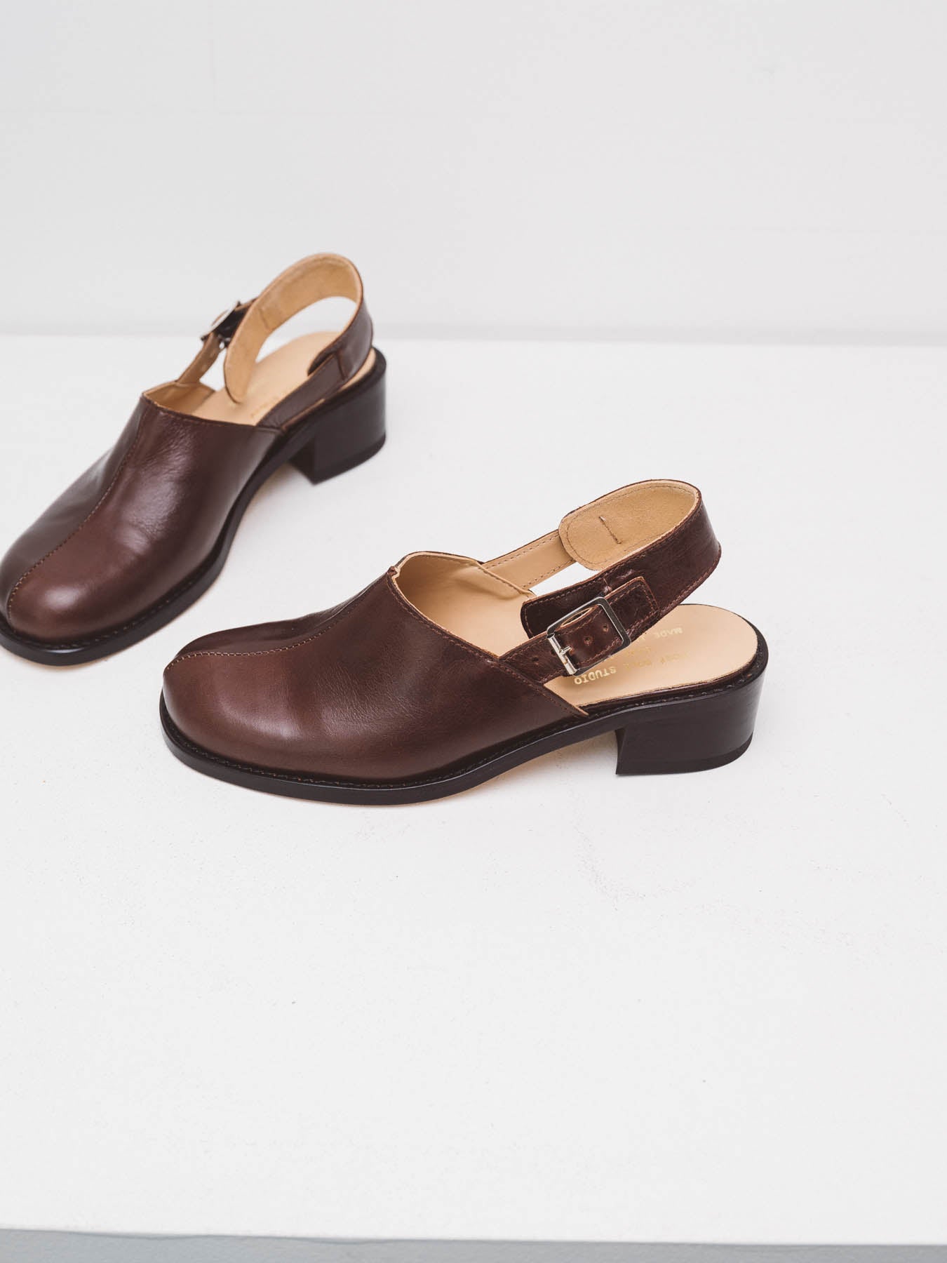 Avon Square Mahogany Shine