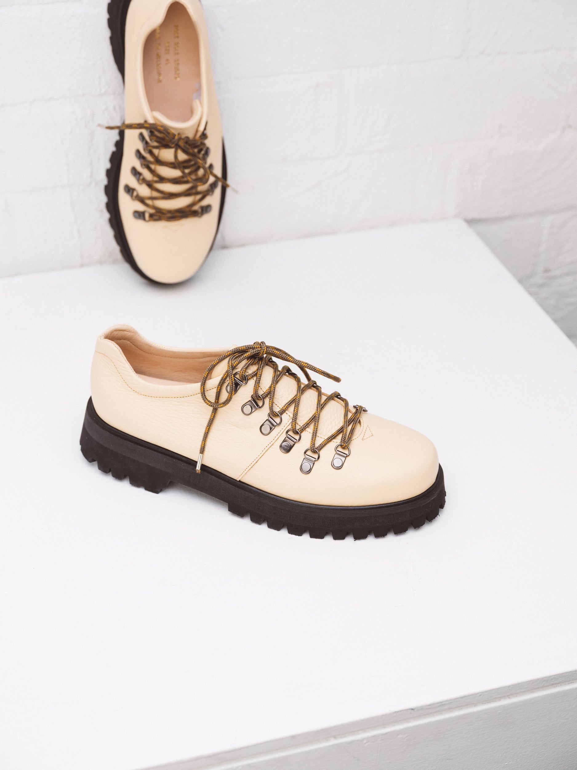 Beat Shoe Butter / 38