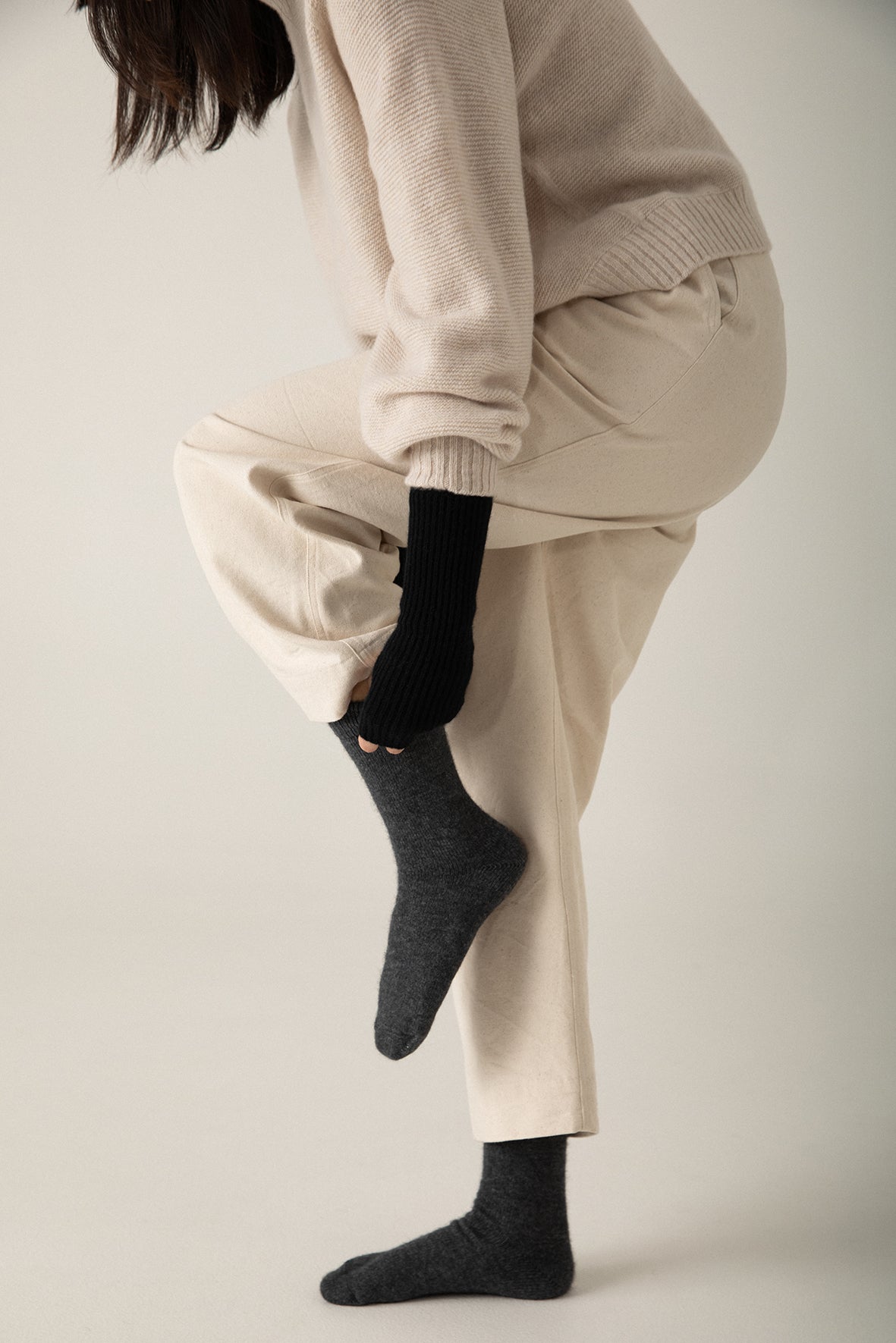 POSSUM MERINO SOCKS - CHARCOAL