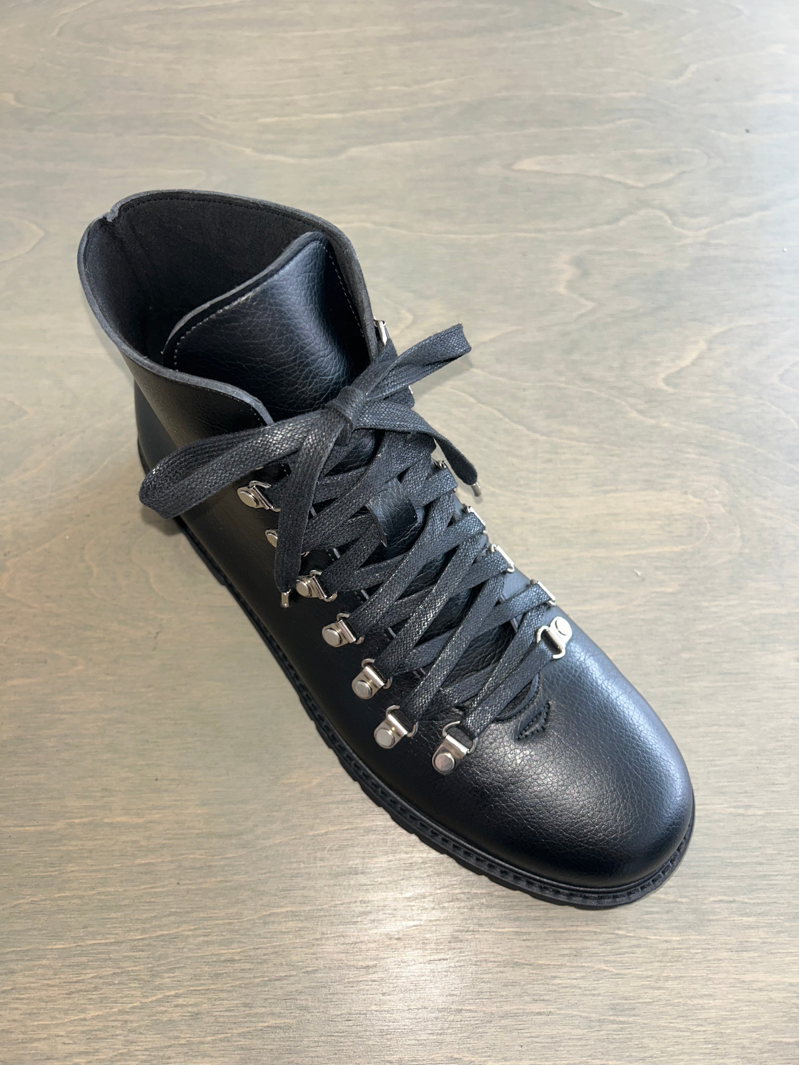 Beat Boot Black Vegan / 43 - One off