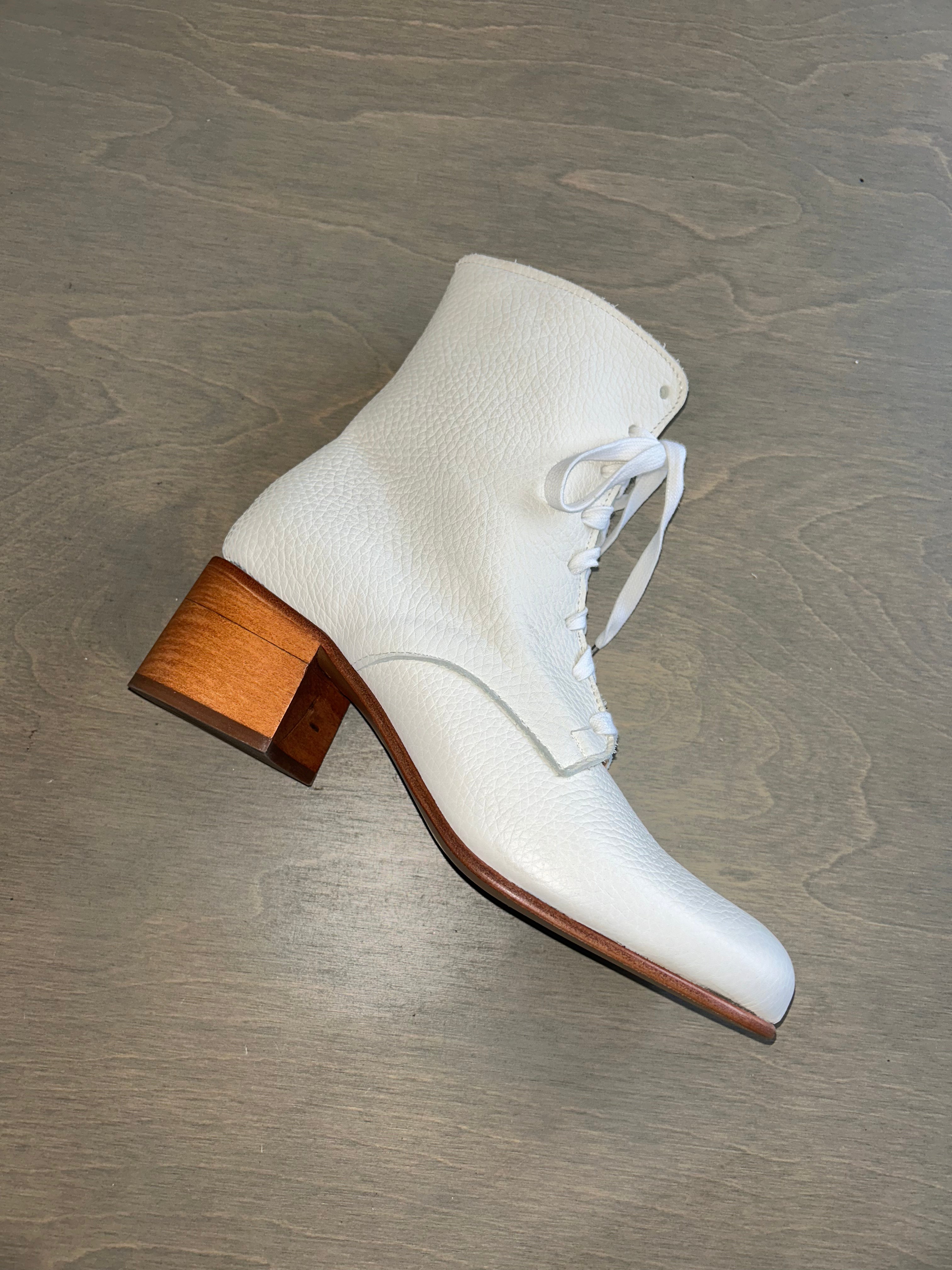 Cricket Boot High White / 41 - Second