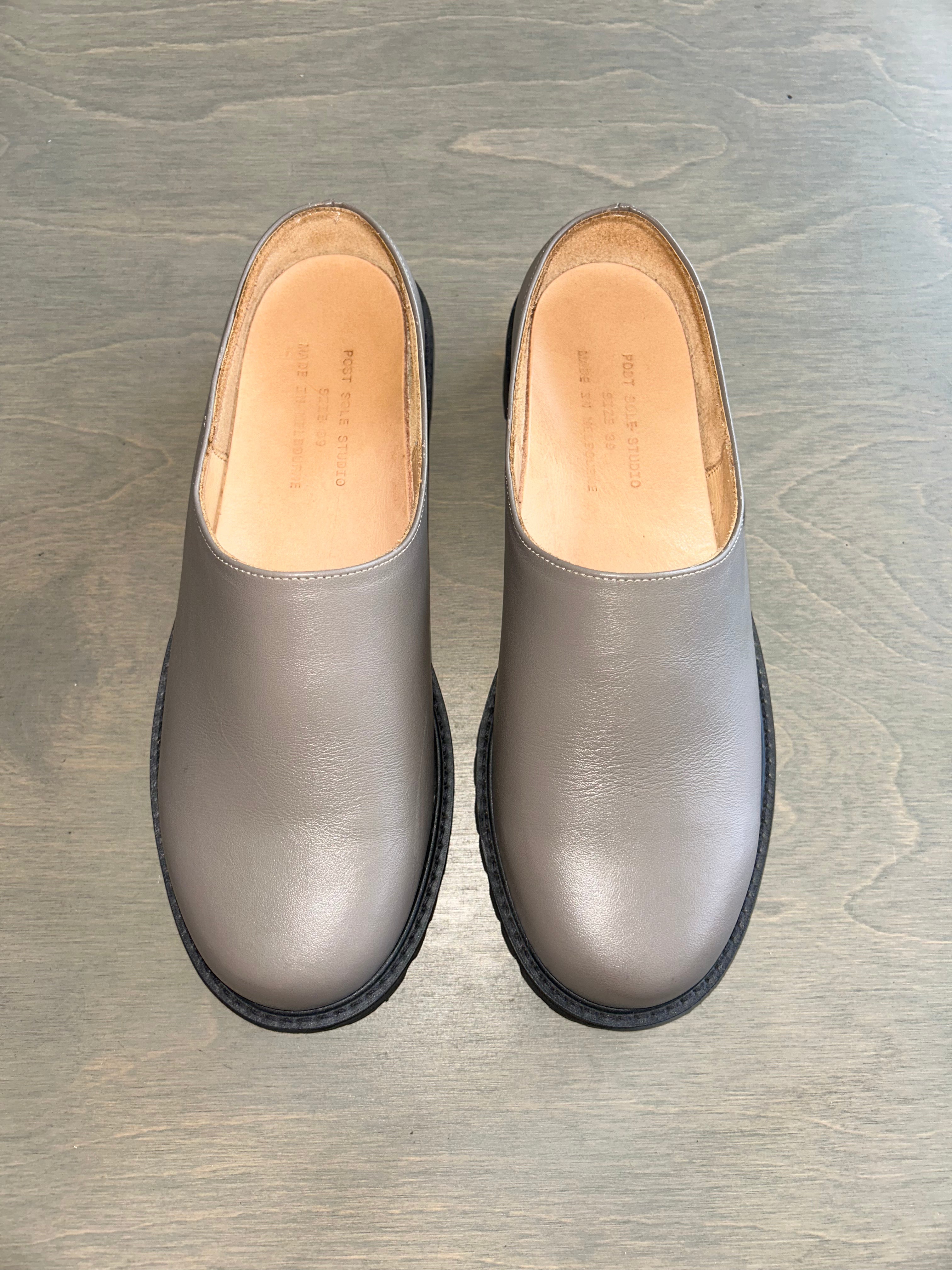 Shore Hiker Taupe / 39 - Second