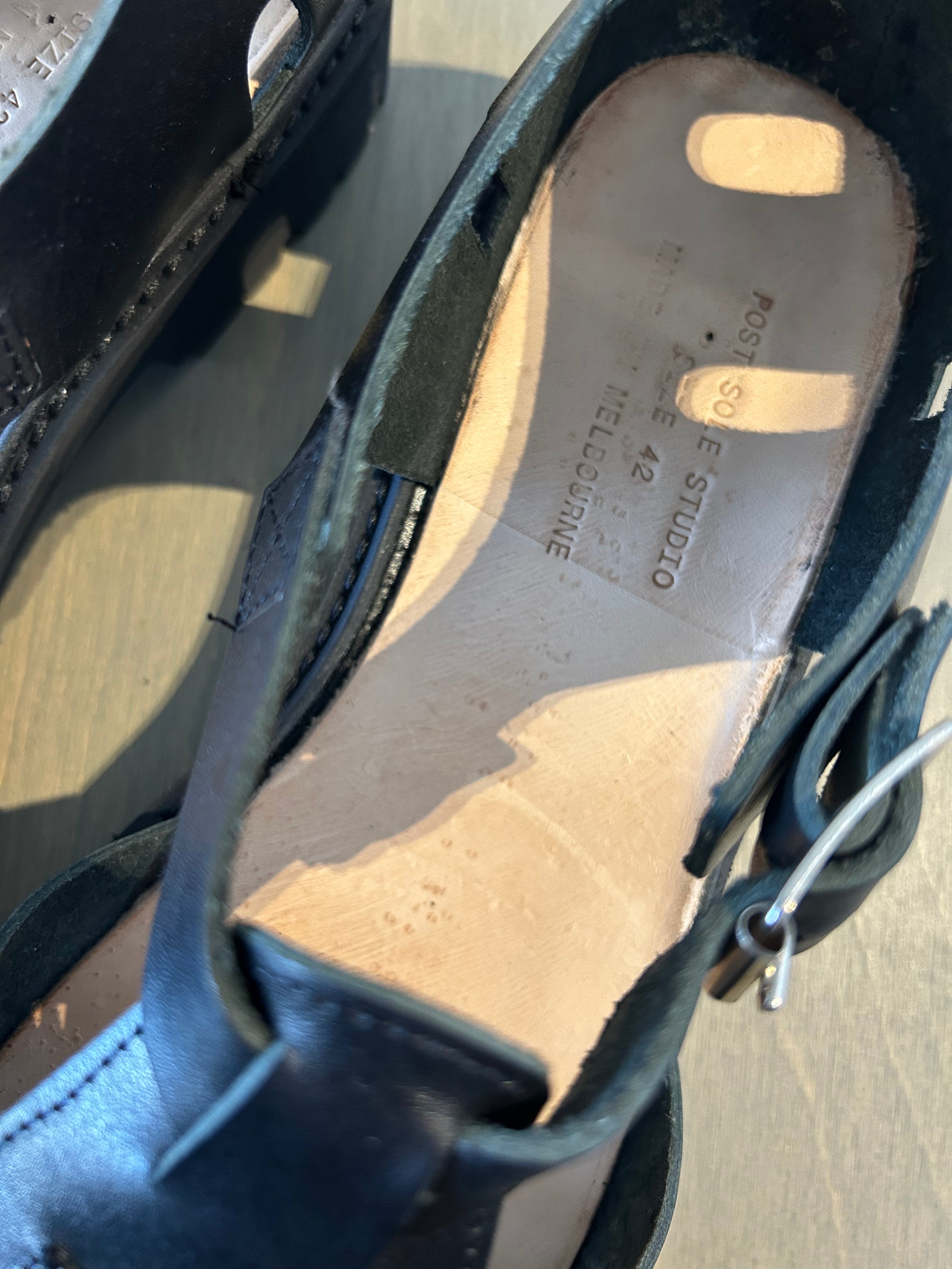 Canal Hiker Black / 42 - Second