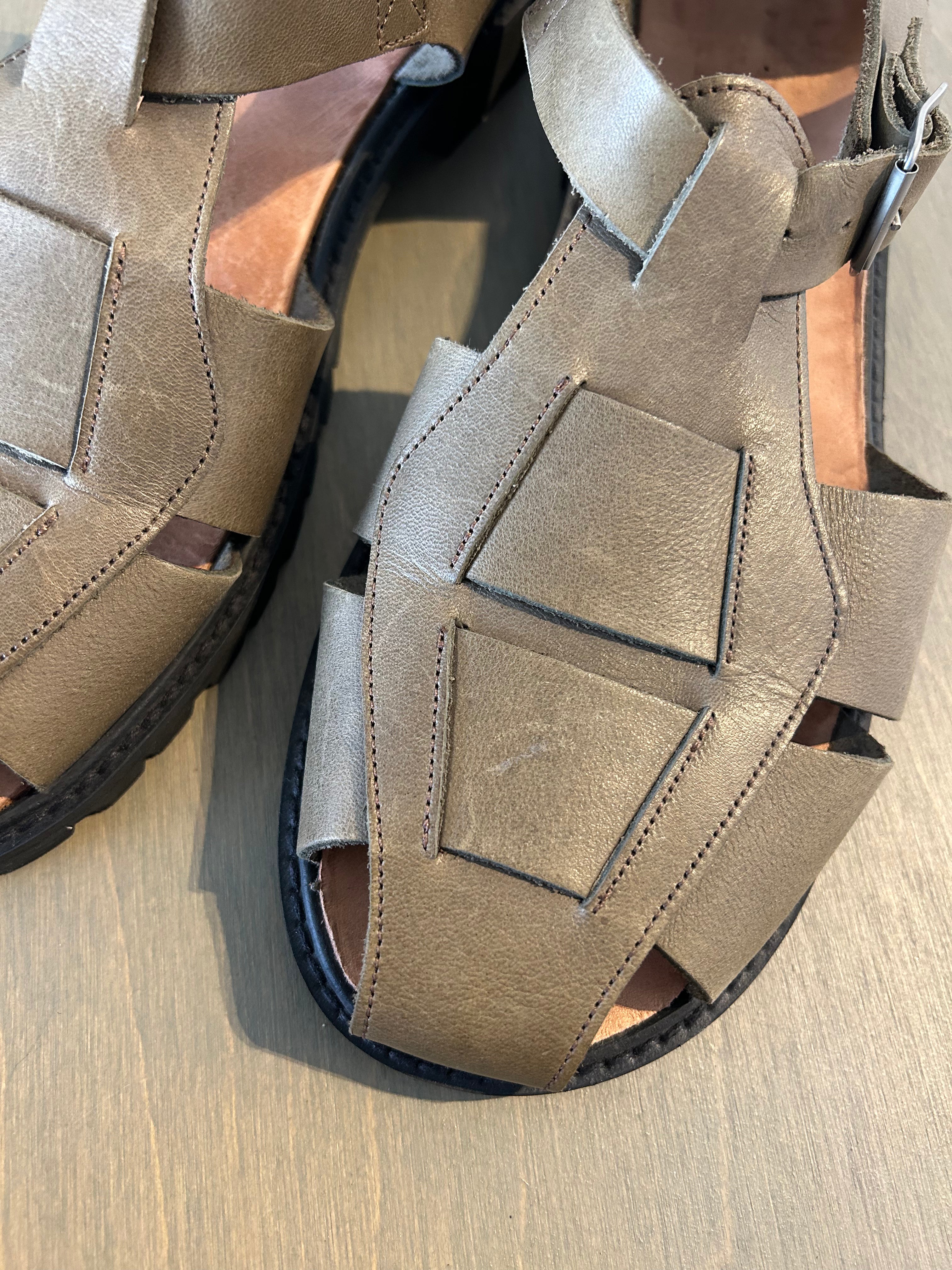 Canal Hiker Khaki / 43 - Second