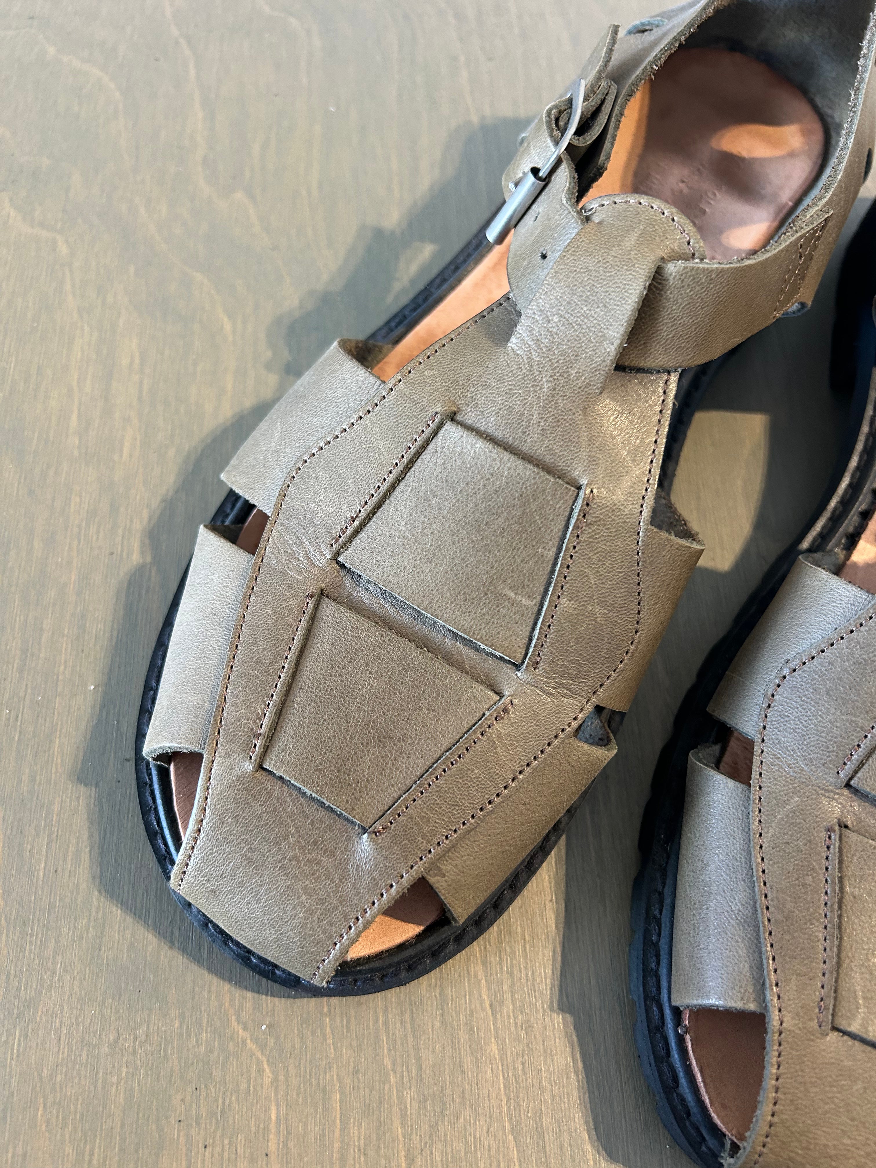 Canal Hiker Khaki / 43 - Second