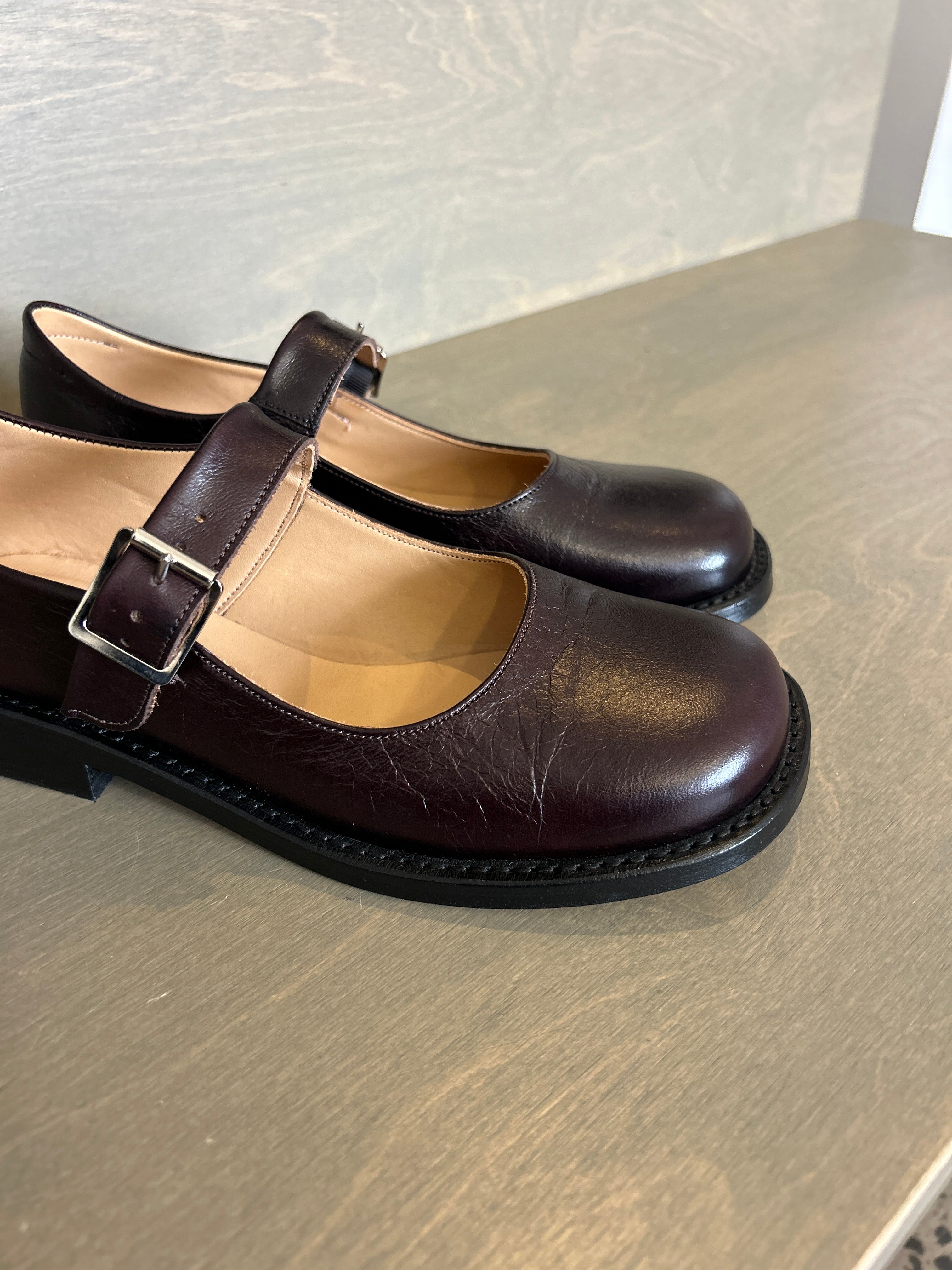 Channel Classic Burgundy Shine / 37