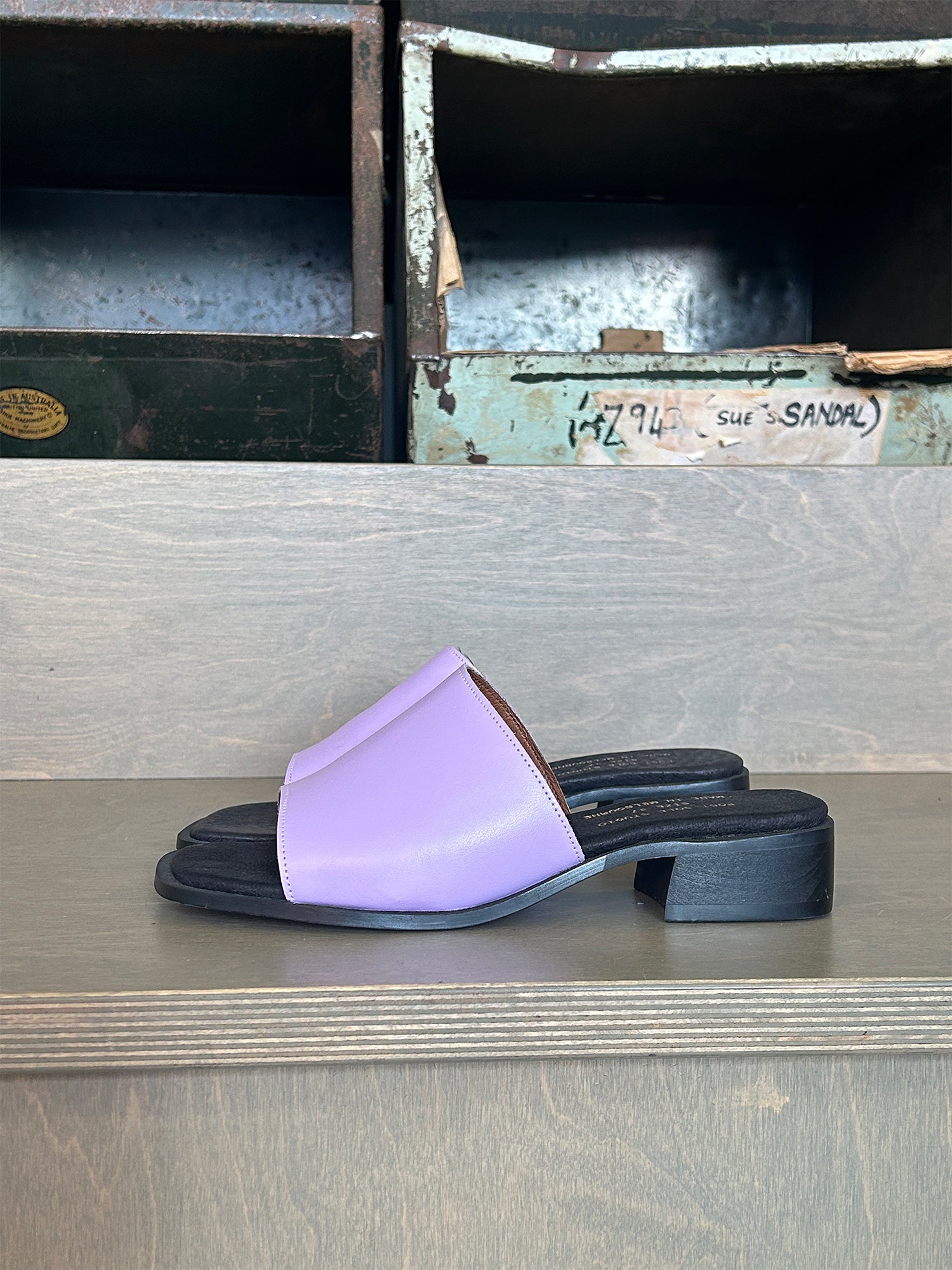 No String Mule Lilac / 37