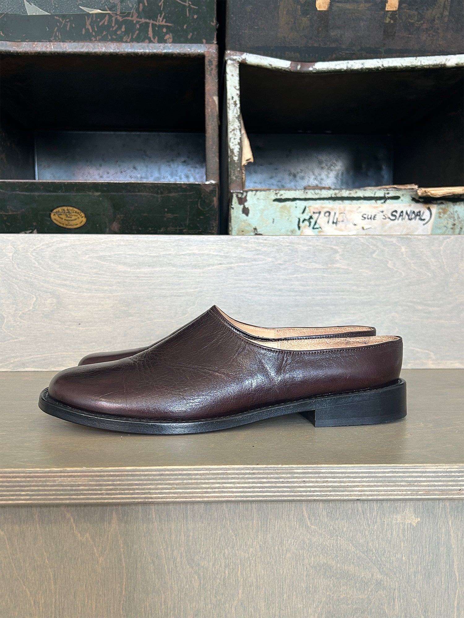City Shoe Burgundy / 43
