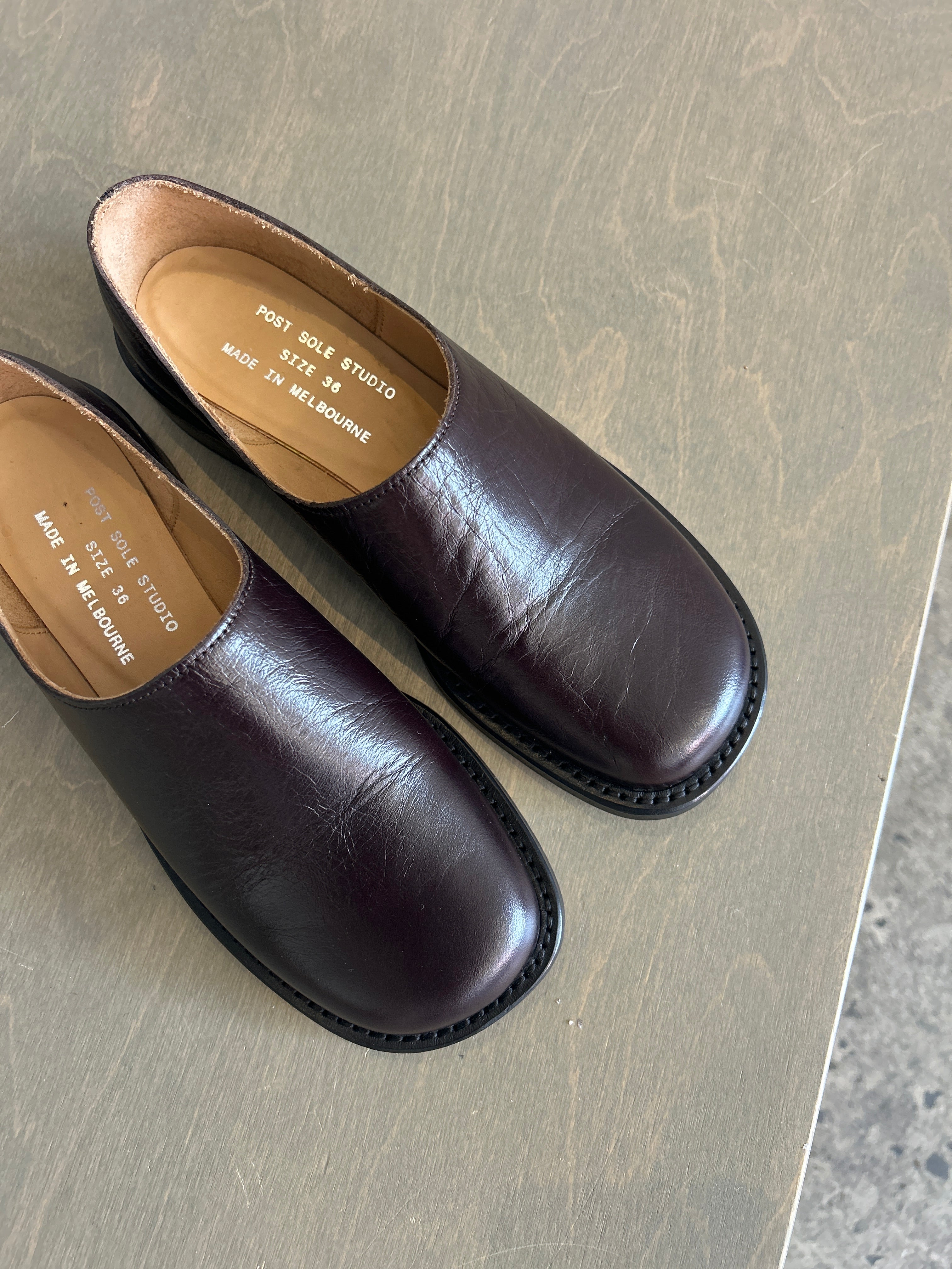 City Shoe Burgundy / 36