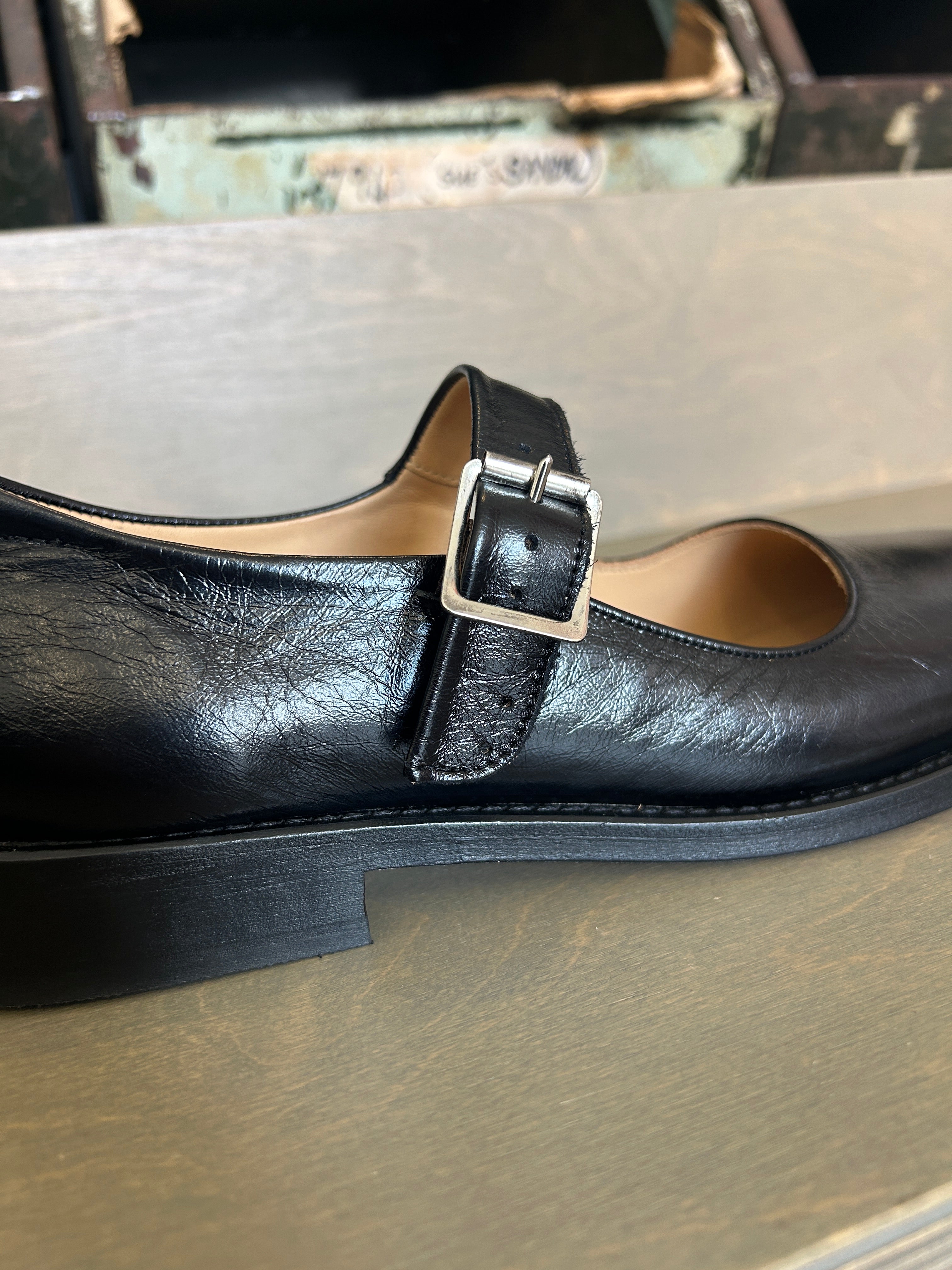 Channel Classic Black Shine / 40