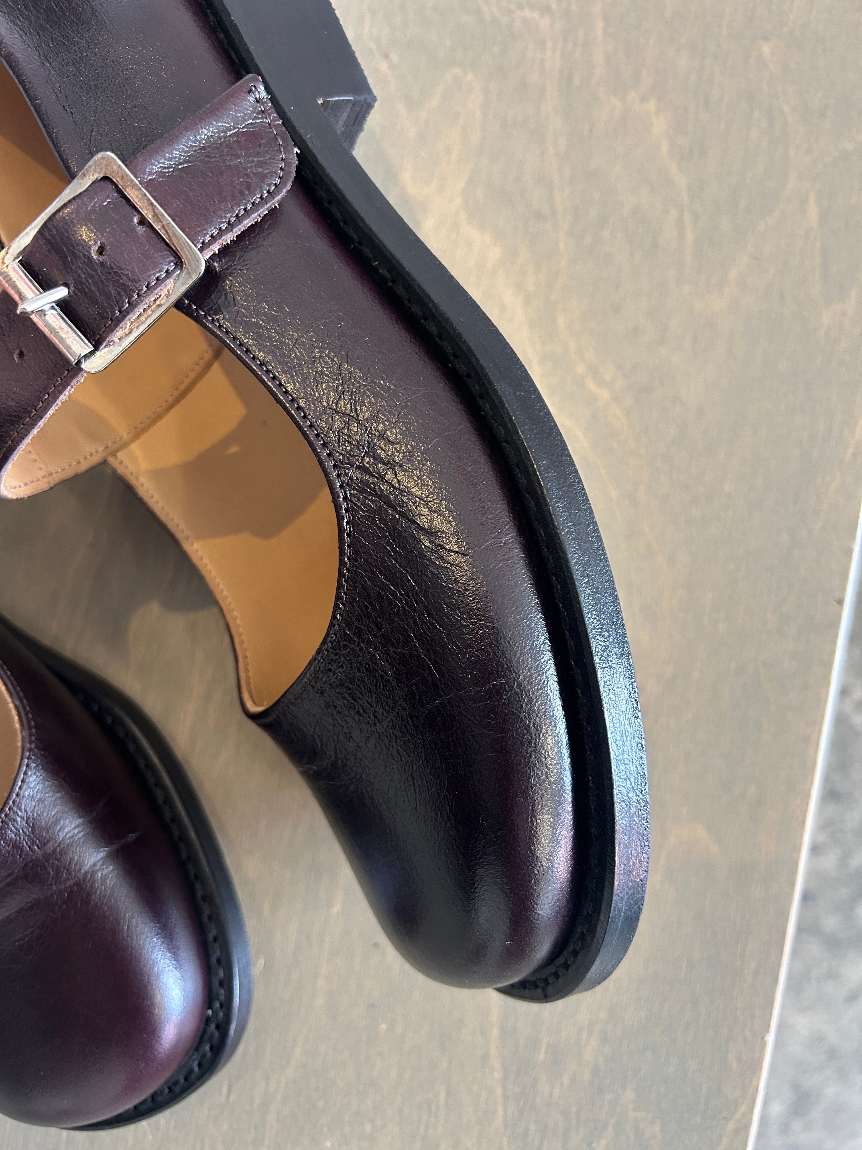 Channel Classic Burgundy Shine / 37