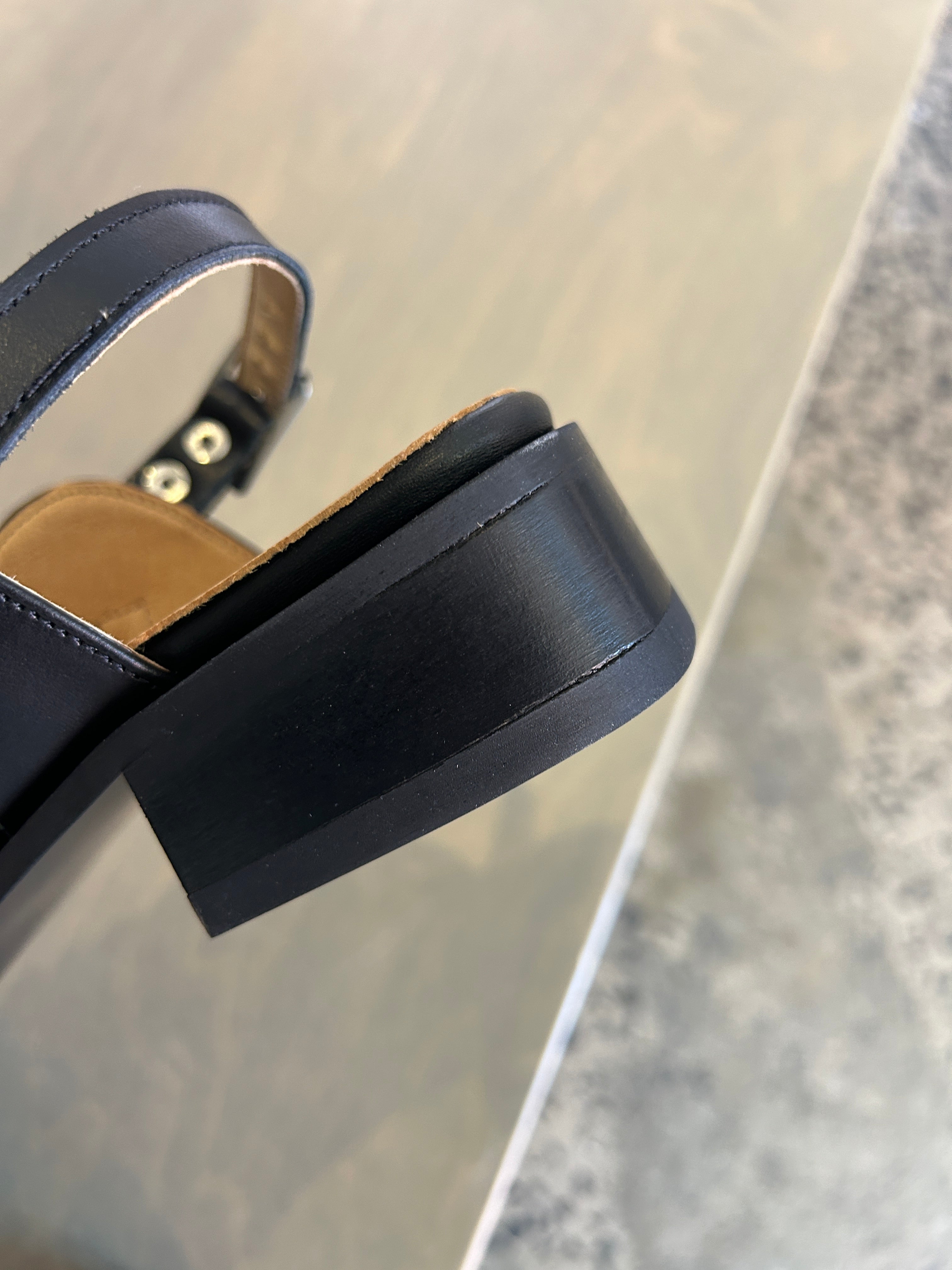 Sling Back Mule Black / 42