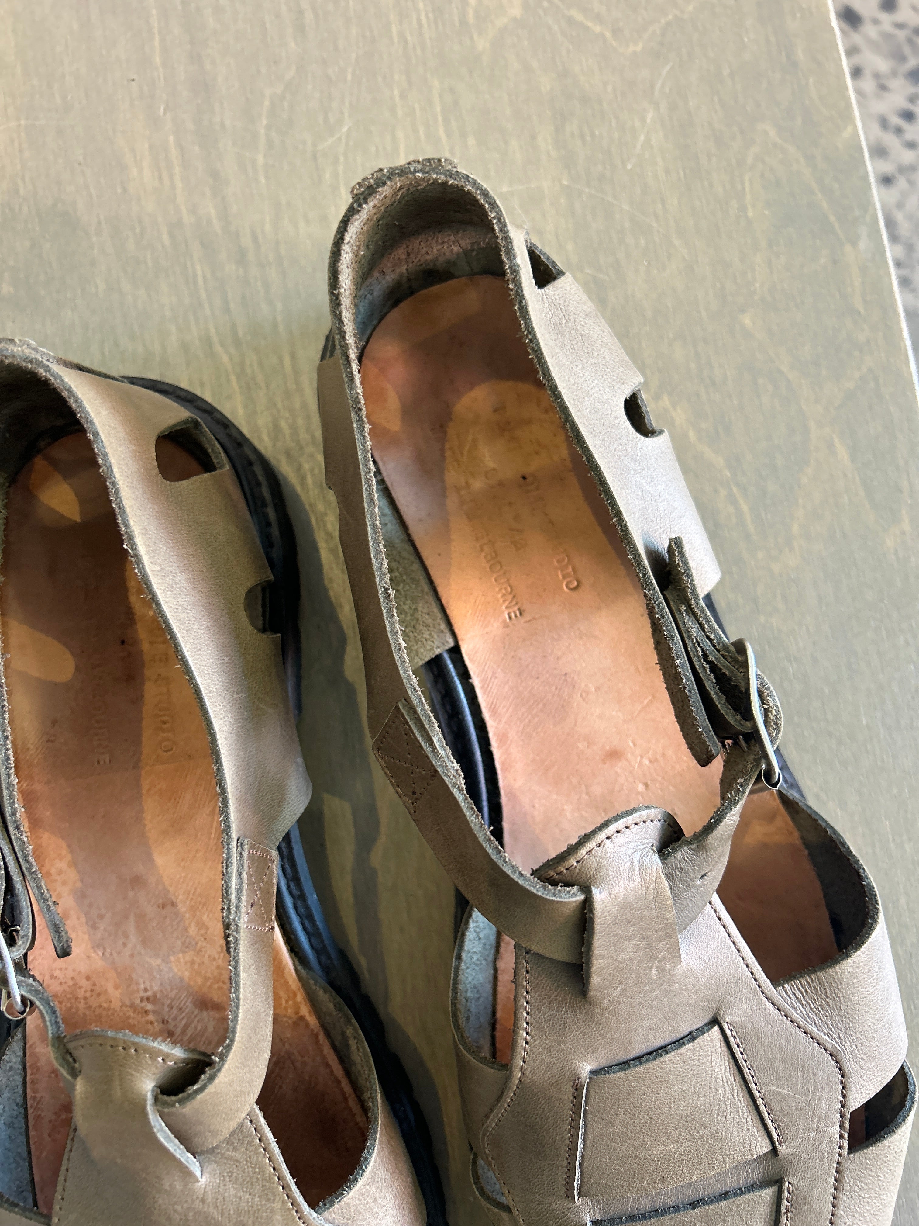 Canal Hiker Olive / 43