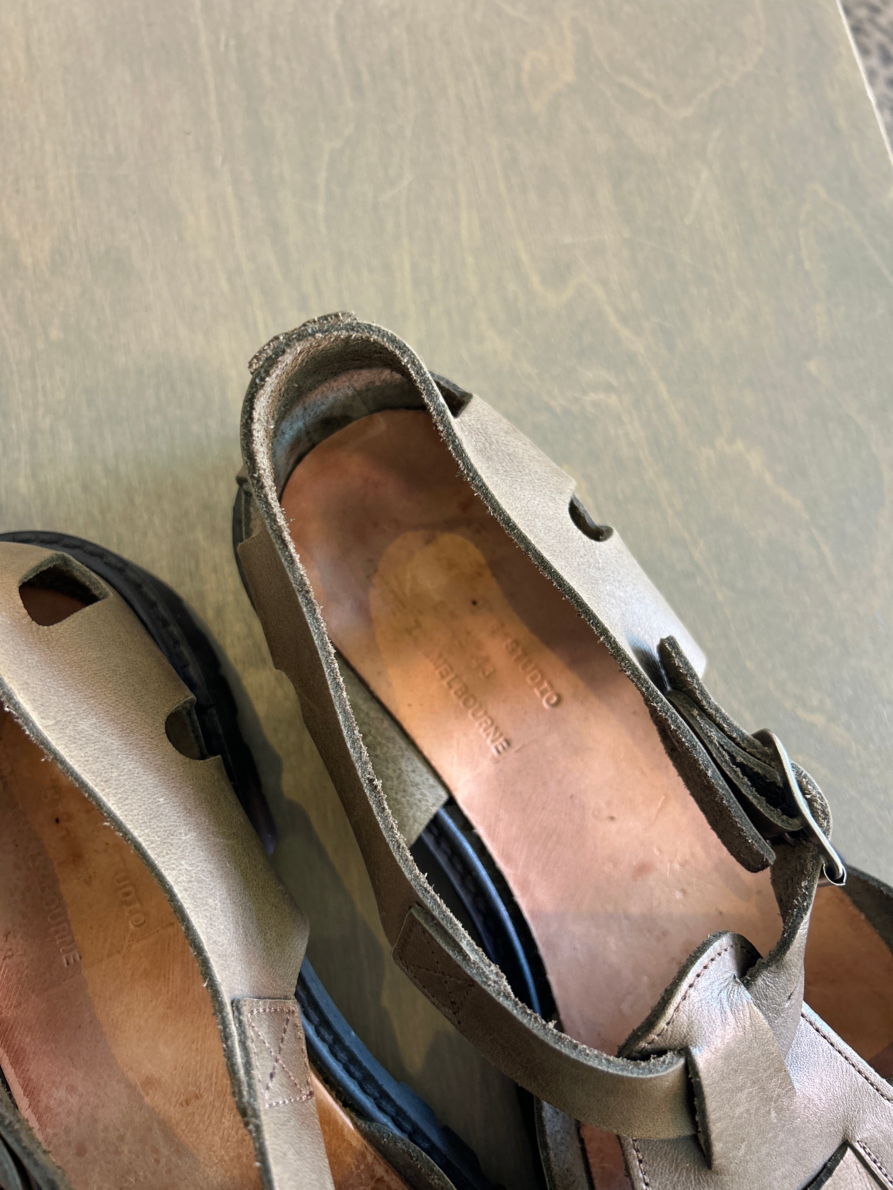 Canal Hiker Olive / 43