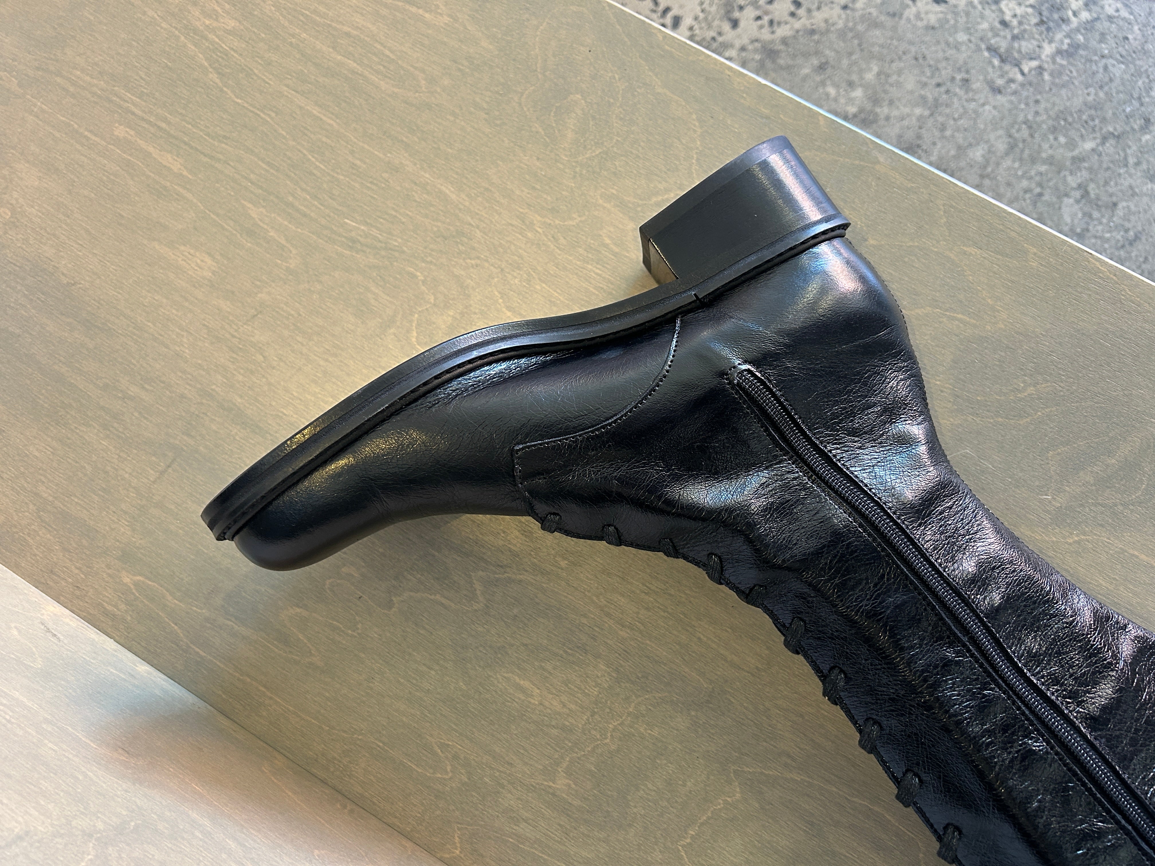 Tie Knee Boot Low Black Shine / 43