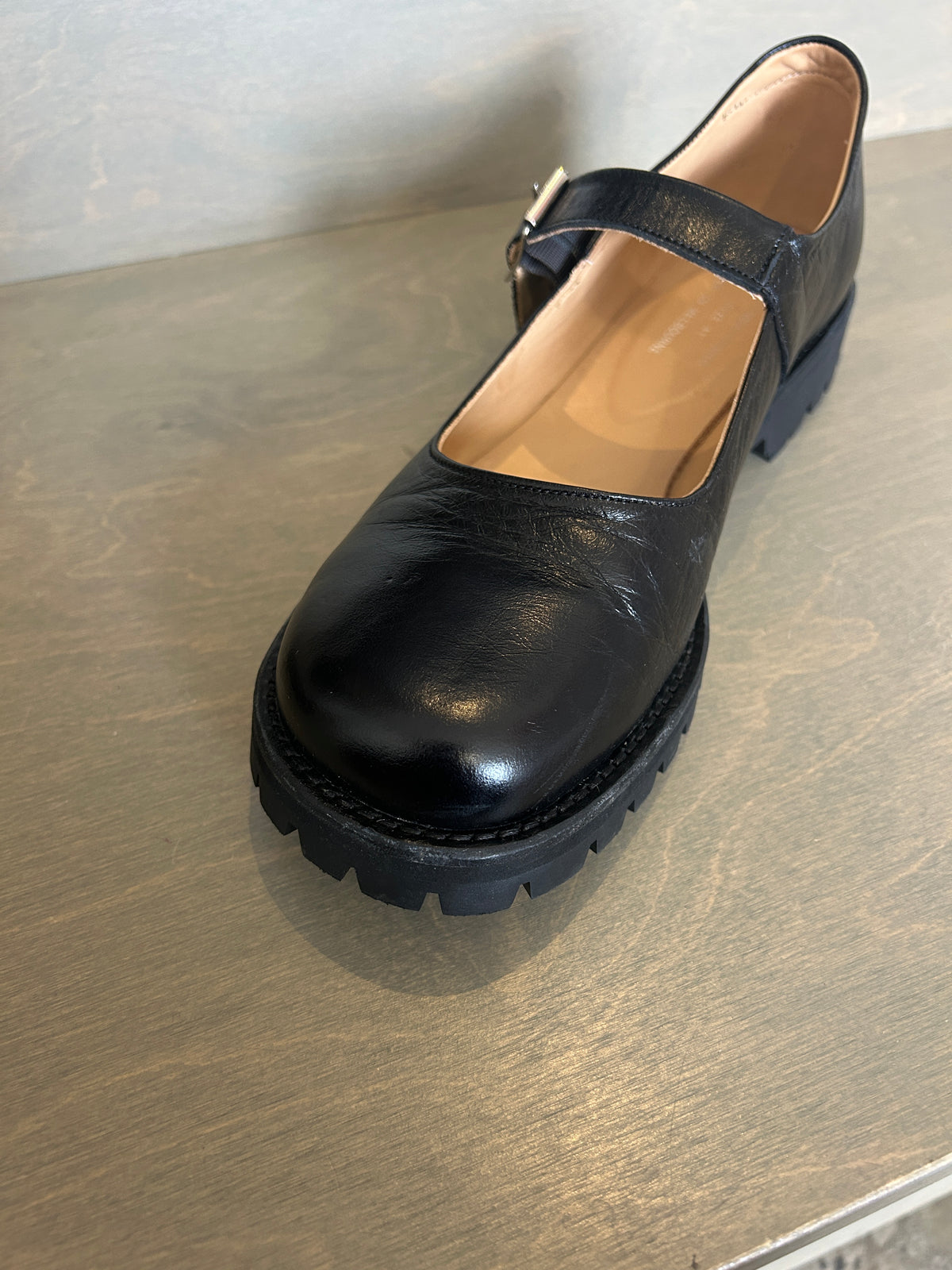 Channel Hiker Black Shine / 41