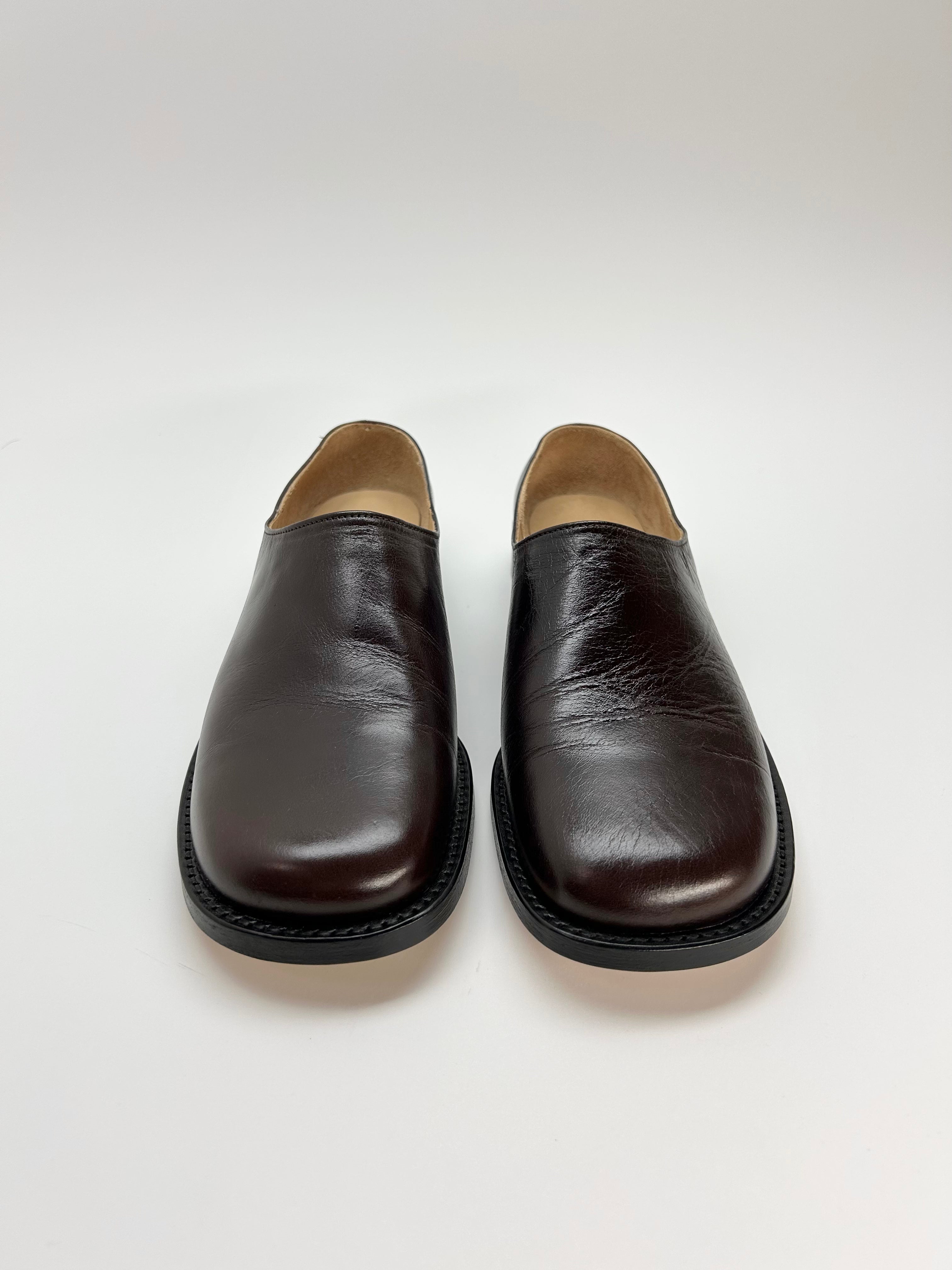 City Shoe Mahogany / 43 - Sample