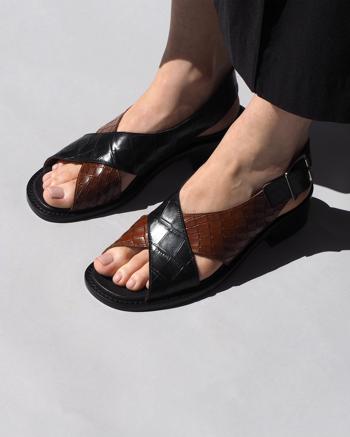 Crossing Square - Double Croc