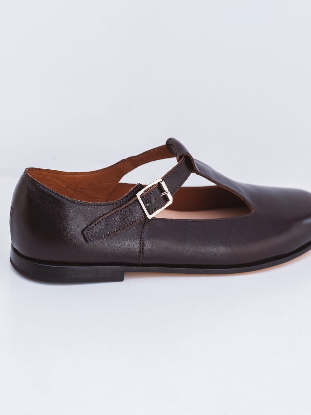 Crescent Flat (2 Colours)