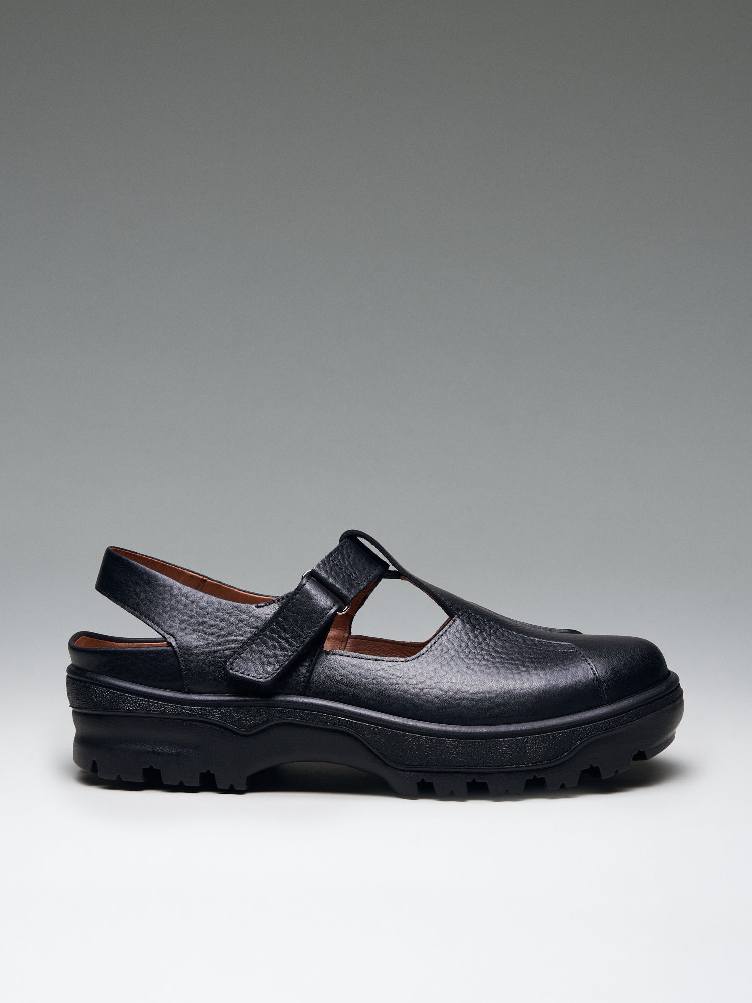 Stride Black Tumble